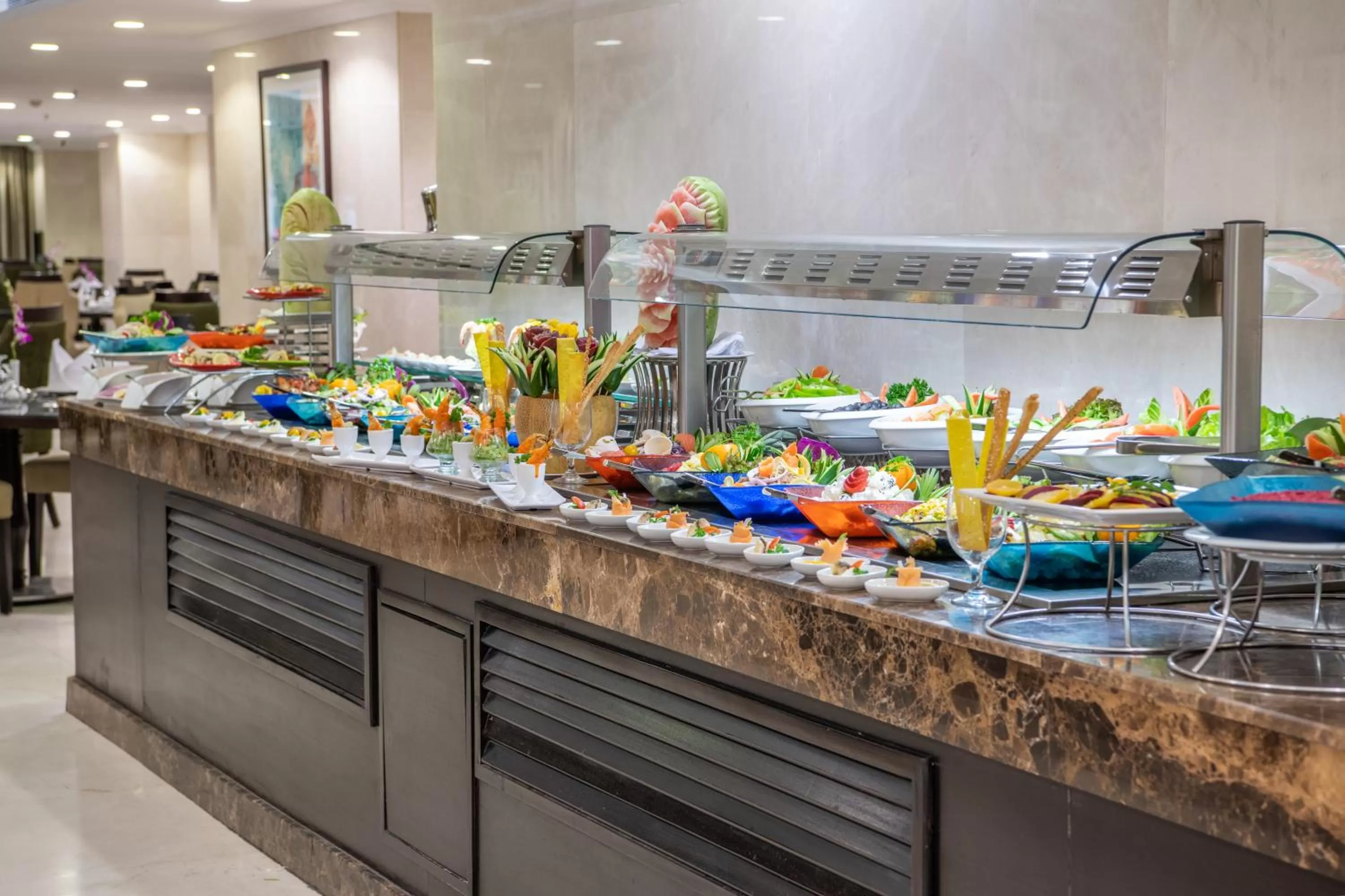 Restaurant/places to eat in Taiba Front Hotel