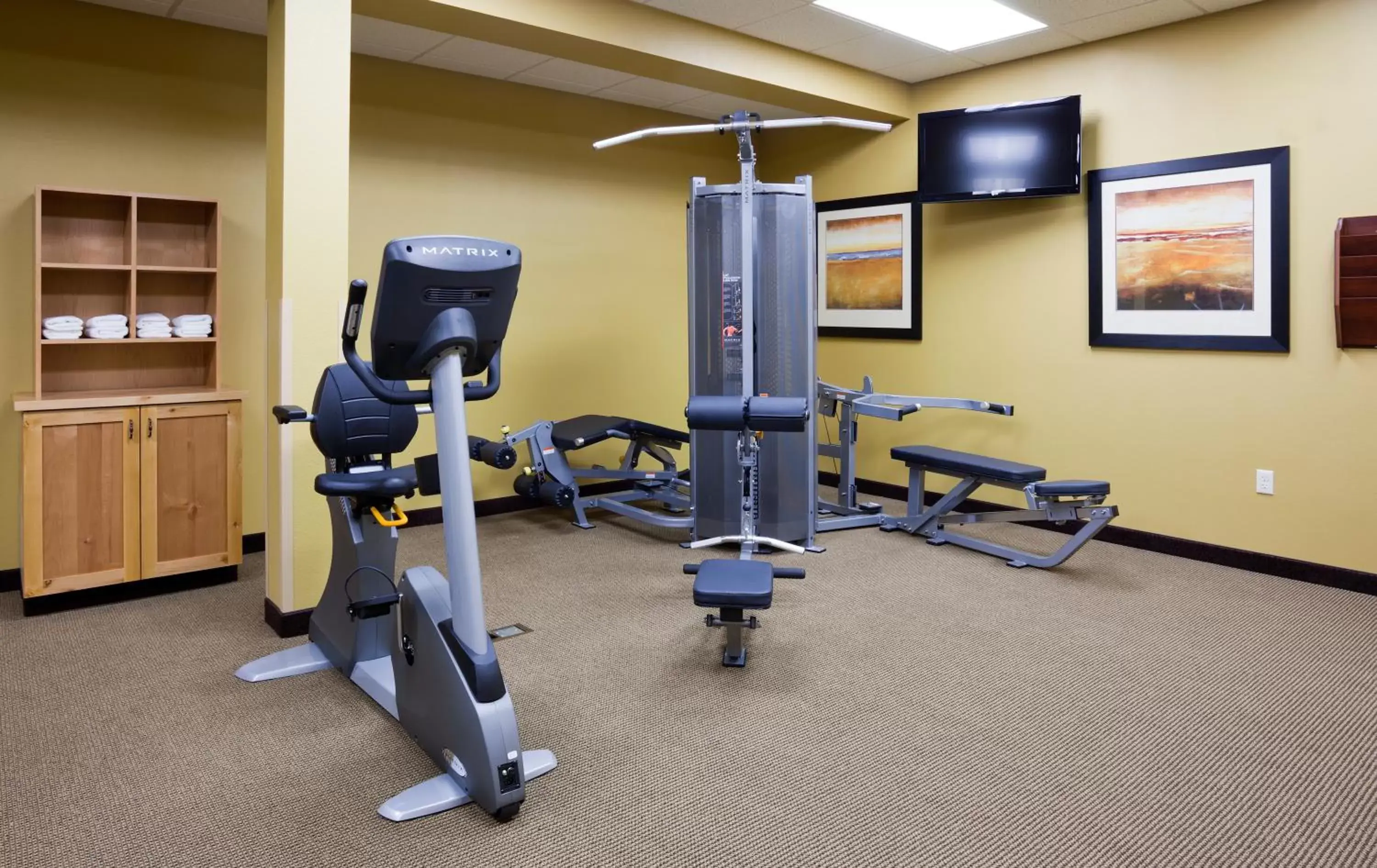 Fitness centre/facilities, Fitness Center/Facilities in Hawthorn Suites by Wyndham Minot