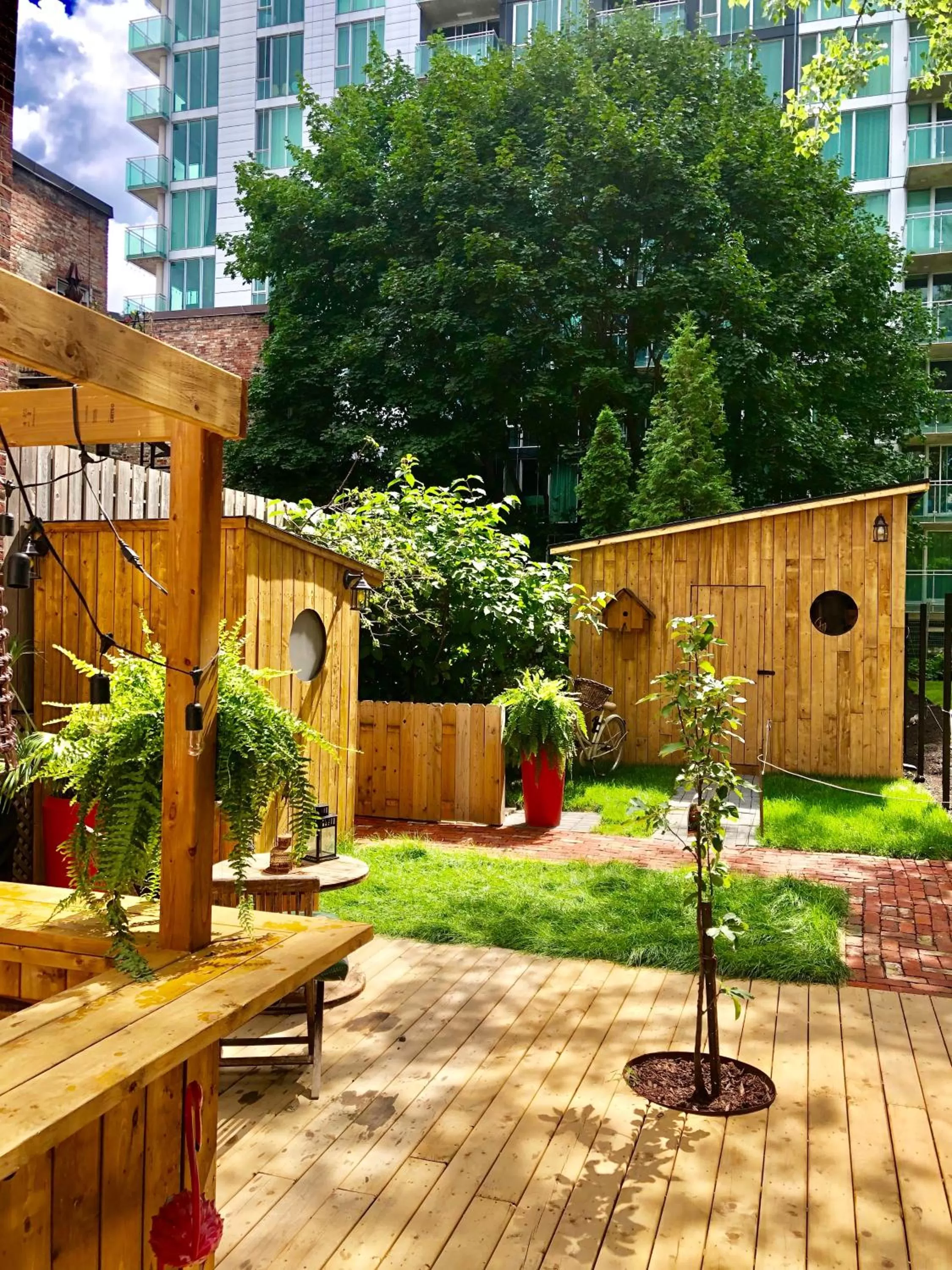 Patio in L'Hotel Particulier Griffintown