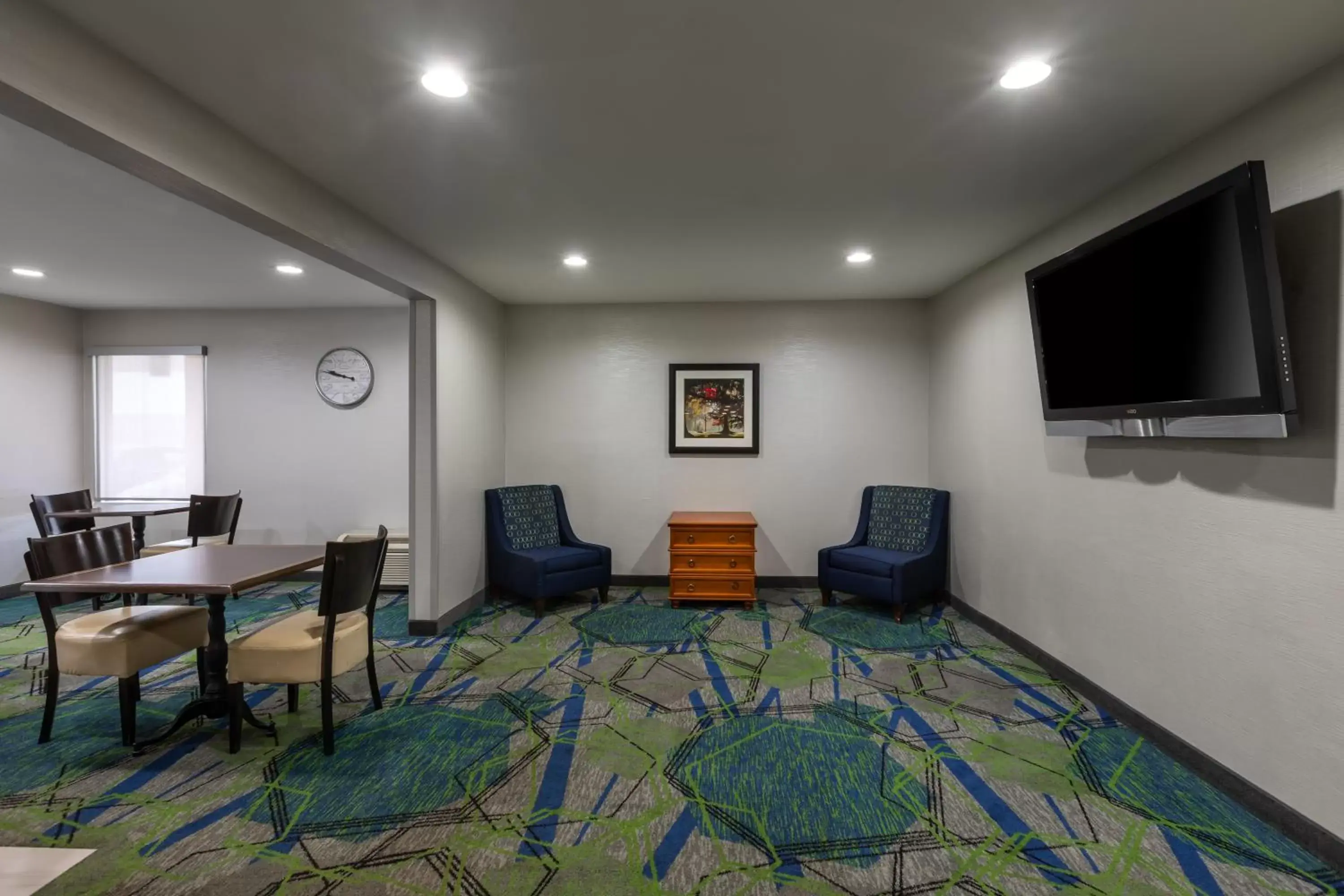 Lobby or reception, TV/Entertainment Center in Days Inn by Wyndham Greenville