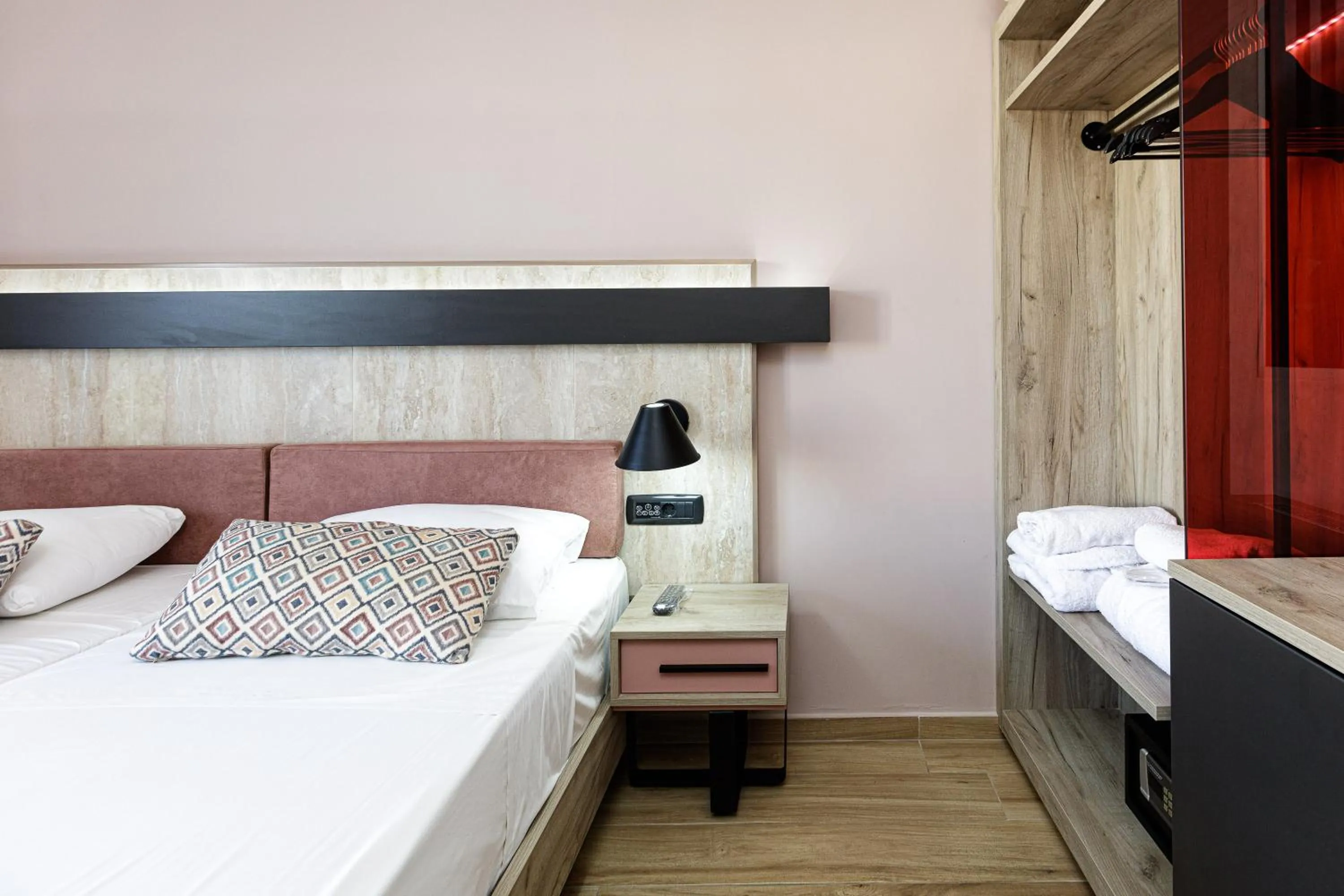 Bedroom, Bed in Jo An Palace