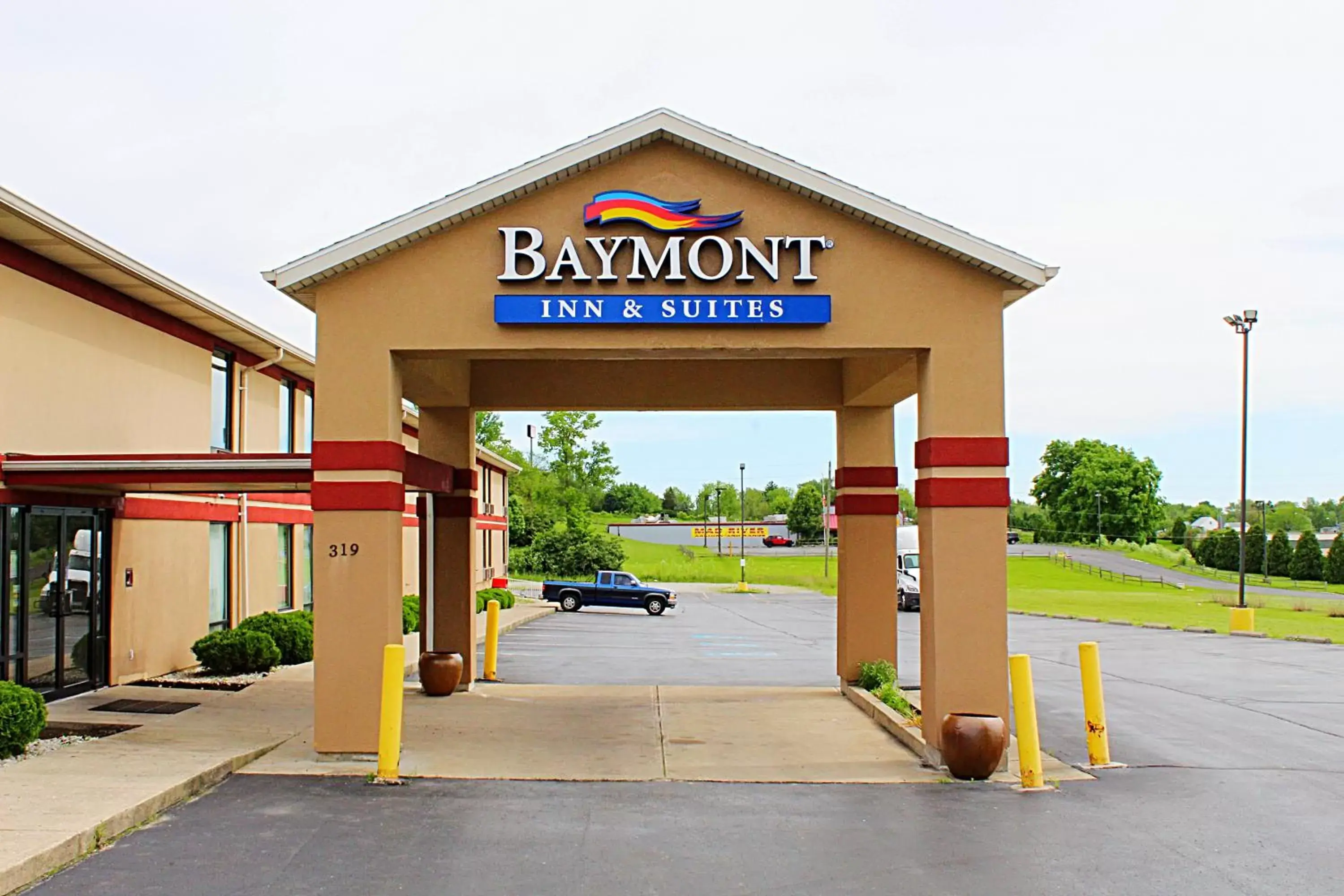 Facade/entrance, Property Building in Baymont by Wyndham Springfield