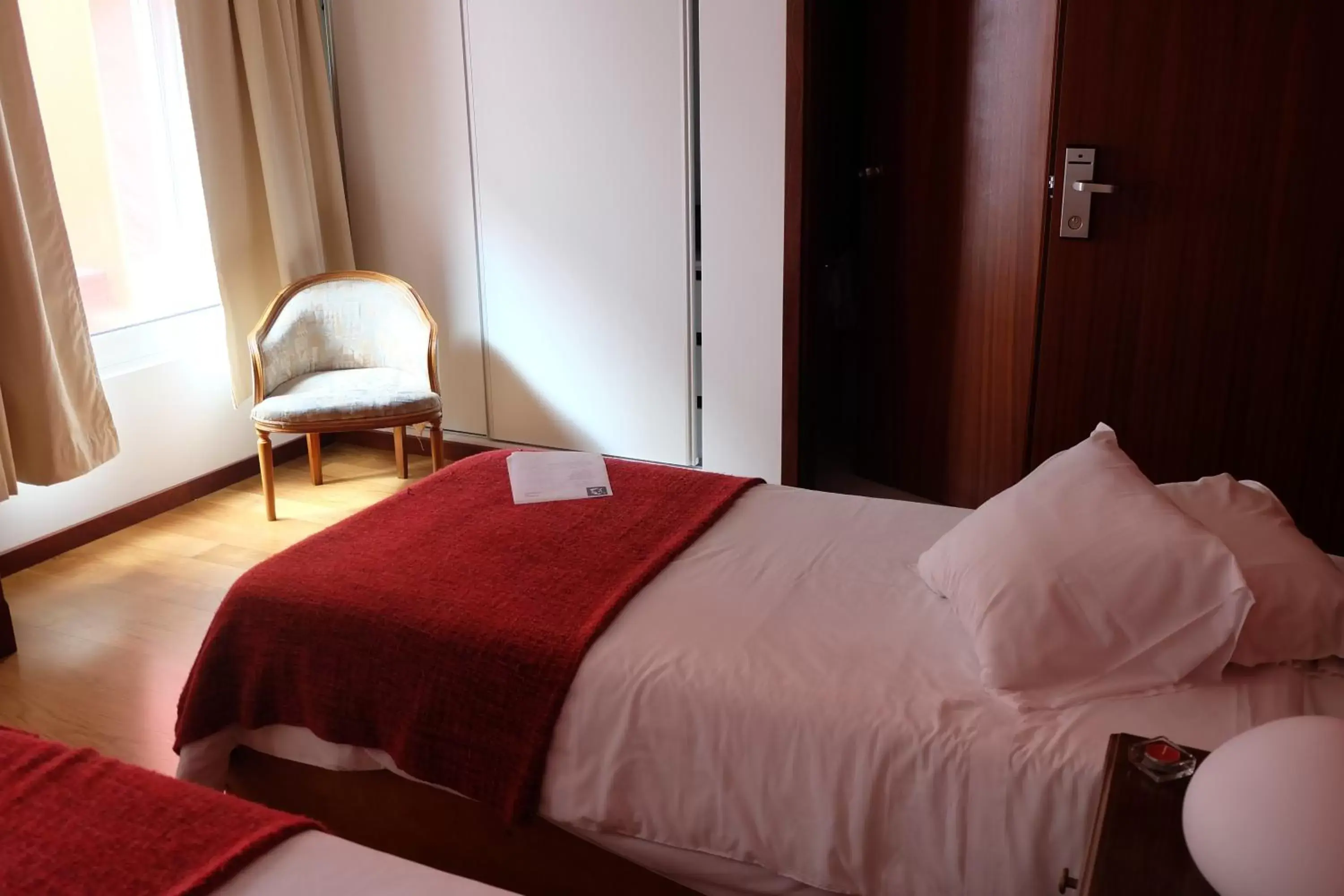 Bedroom, Bed in Hotel Alcides