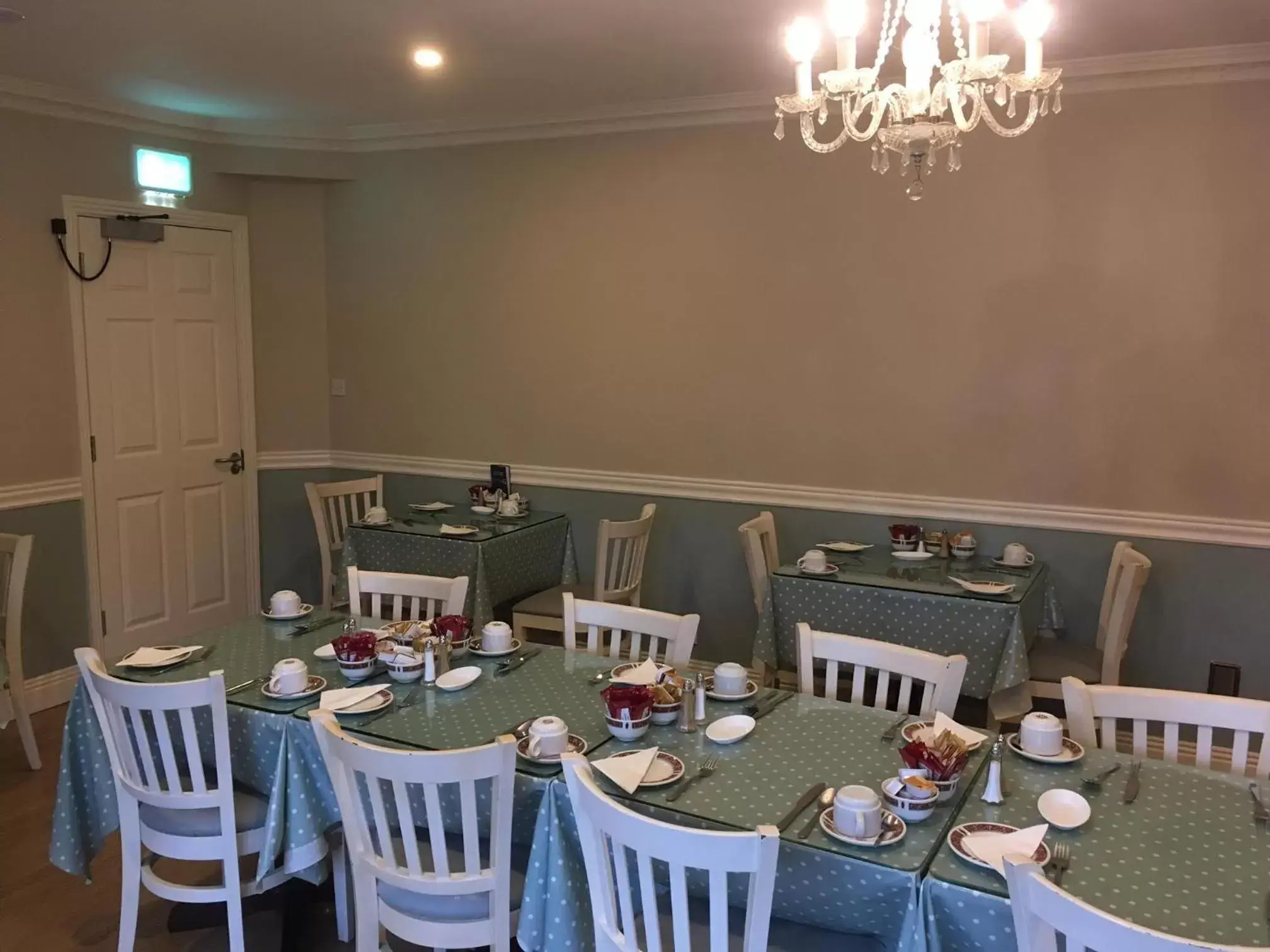 Food and drinks, Restaurant/Places to Eat in St. Judes Lodge B&B