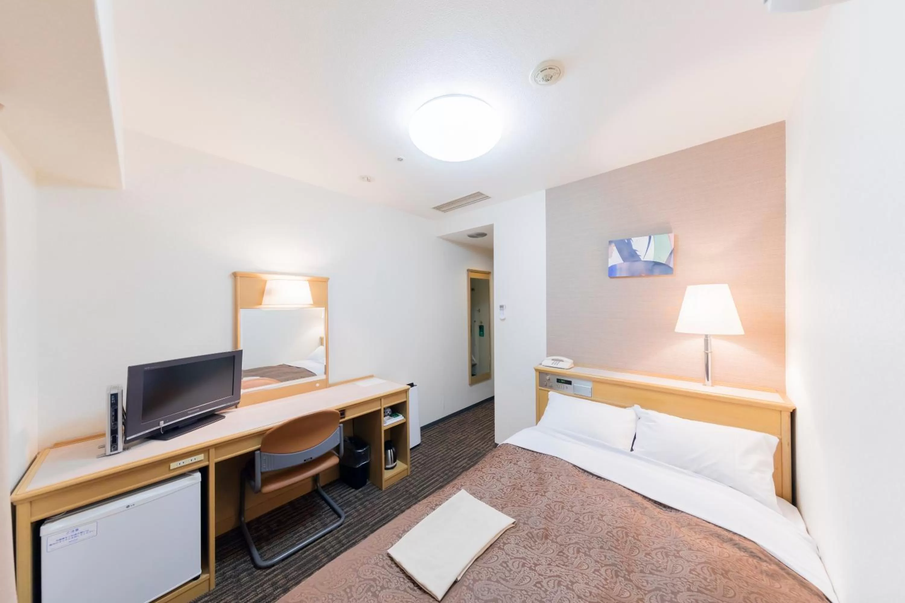 Photo of the whole room, Bed in Sunny Stone Hotel