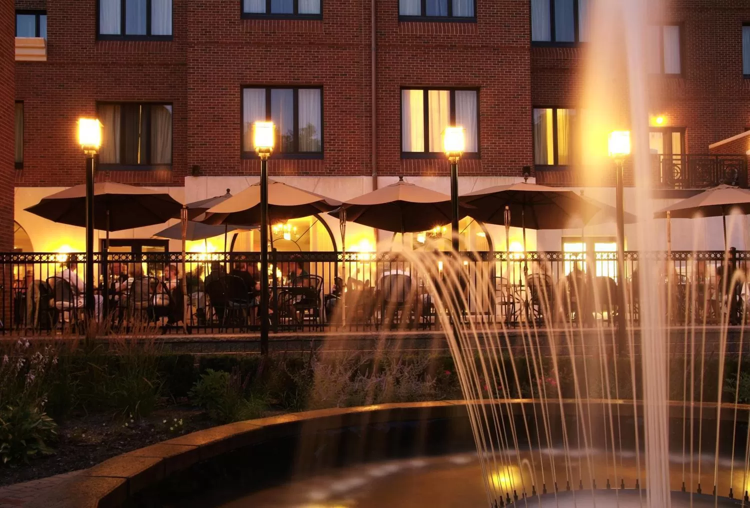 Restaurant/places to eat in Saint John's Resort