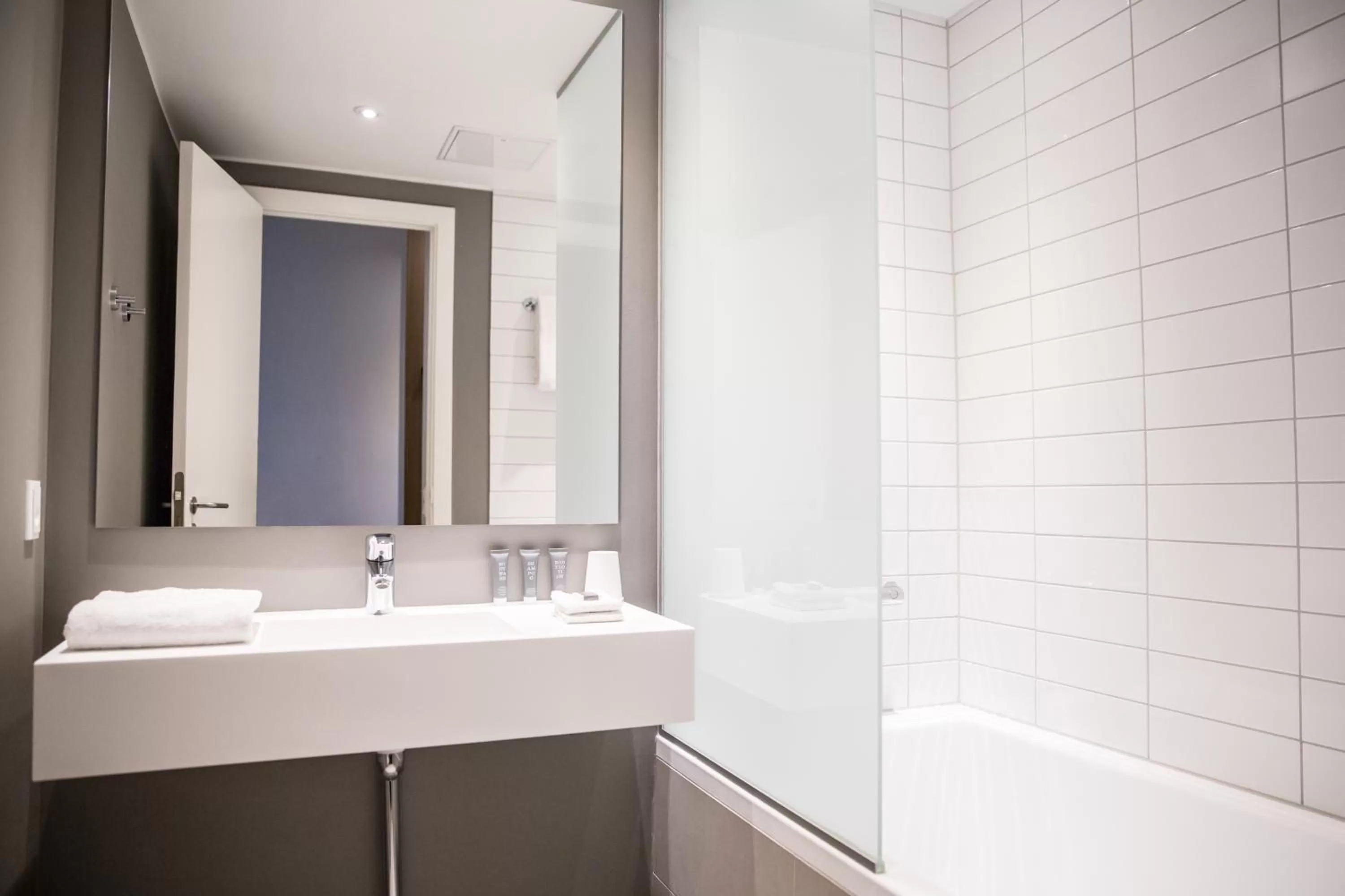 Bathroom in Comwell Køge Strand