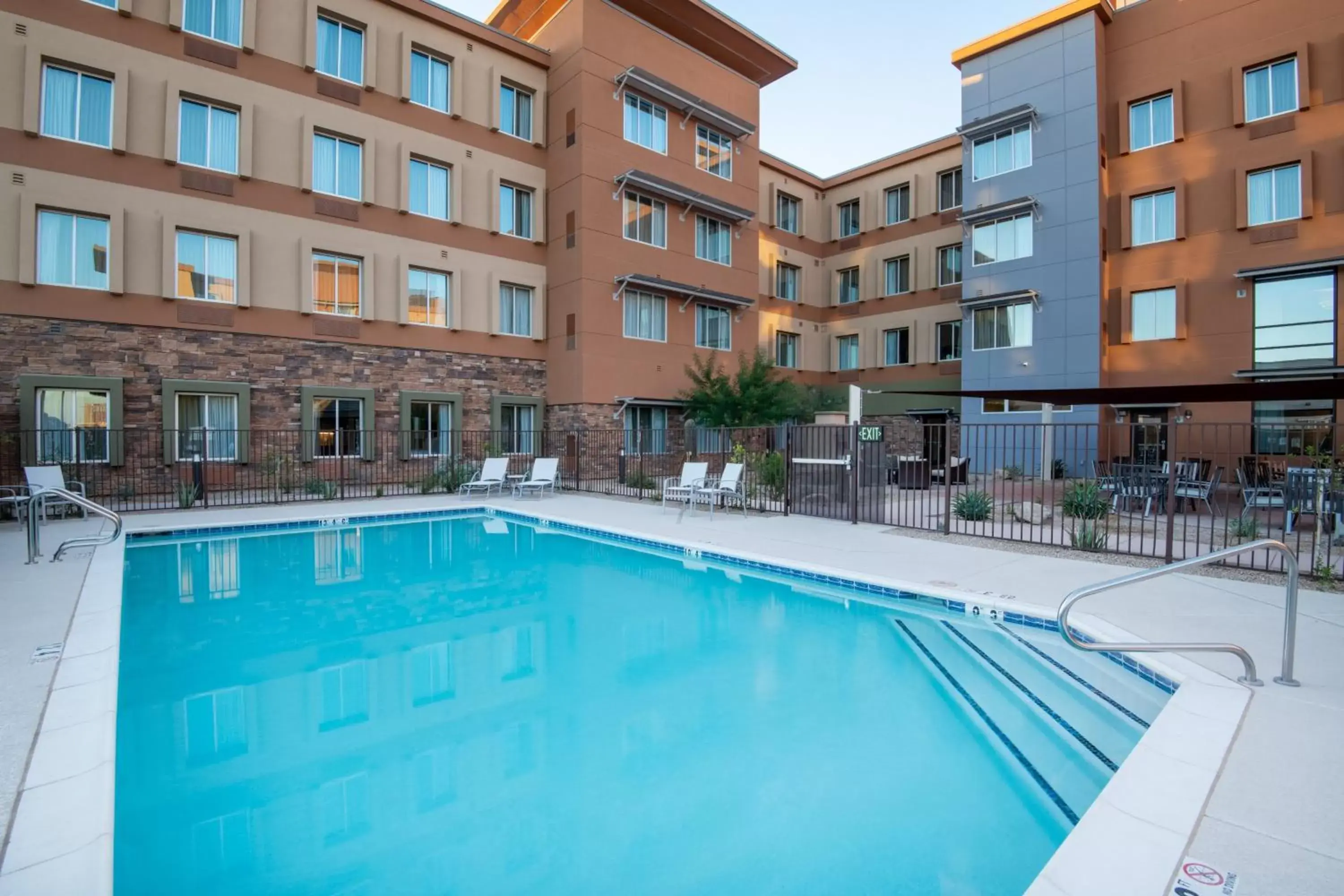 Swimming Pool in Staybridge Suites - Scottsdale - Talking Stick, an IHG Hotel