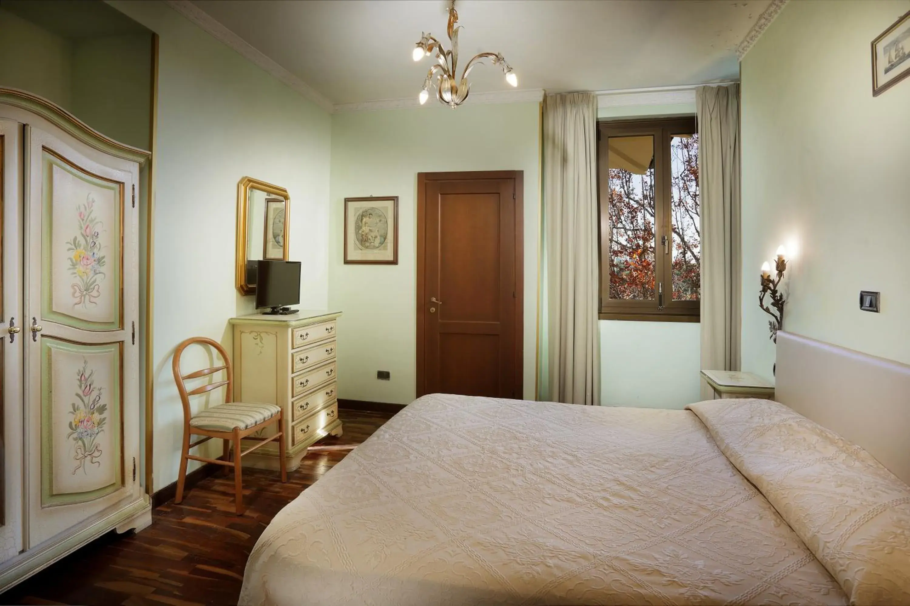 Bedroom, Bed in Hotel Savona