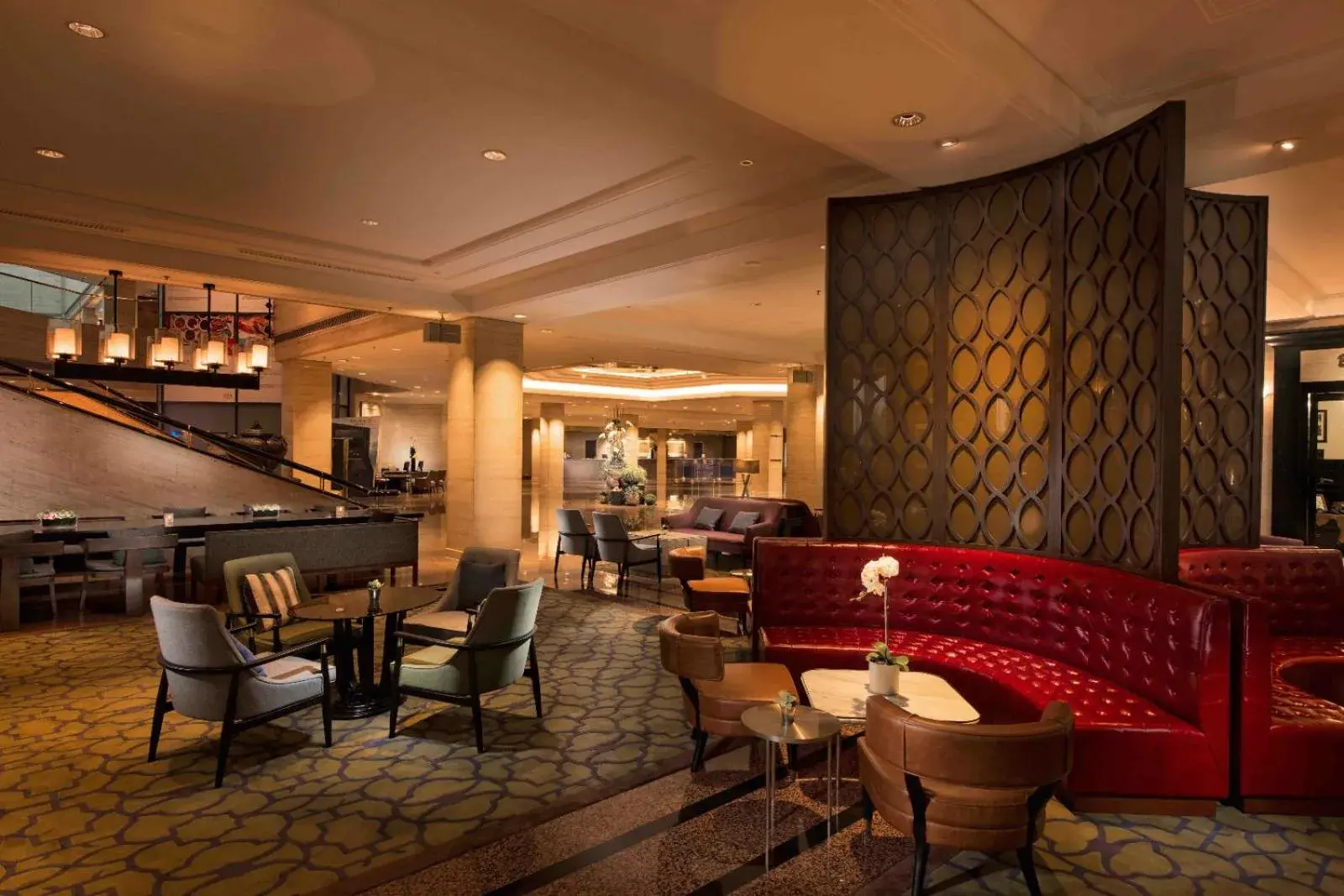 Lobby or reception, Restaurant/Places to Eat in The Kunlun Jing An