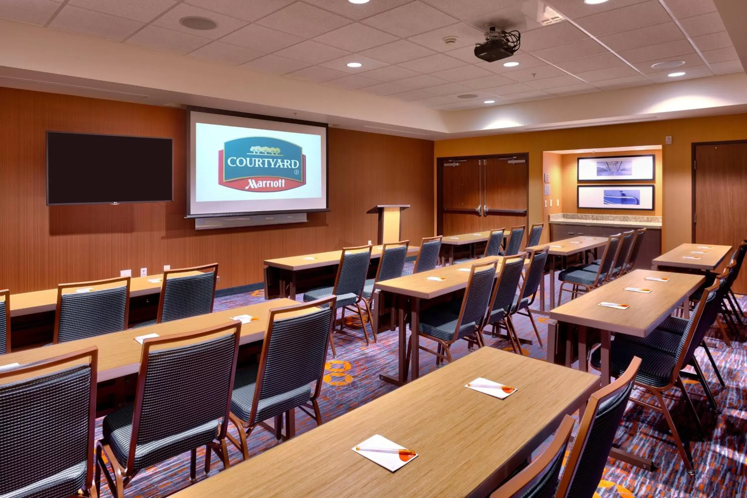 Meeting/conference room in Courtyard by Marriott Lehi at Thanksgiving Point