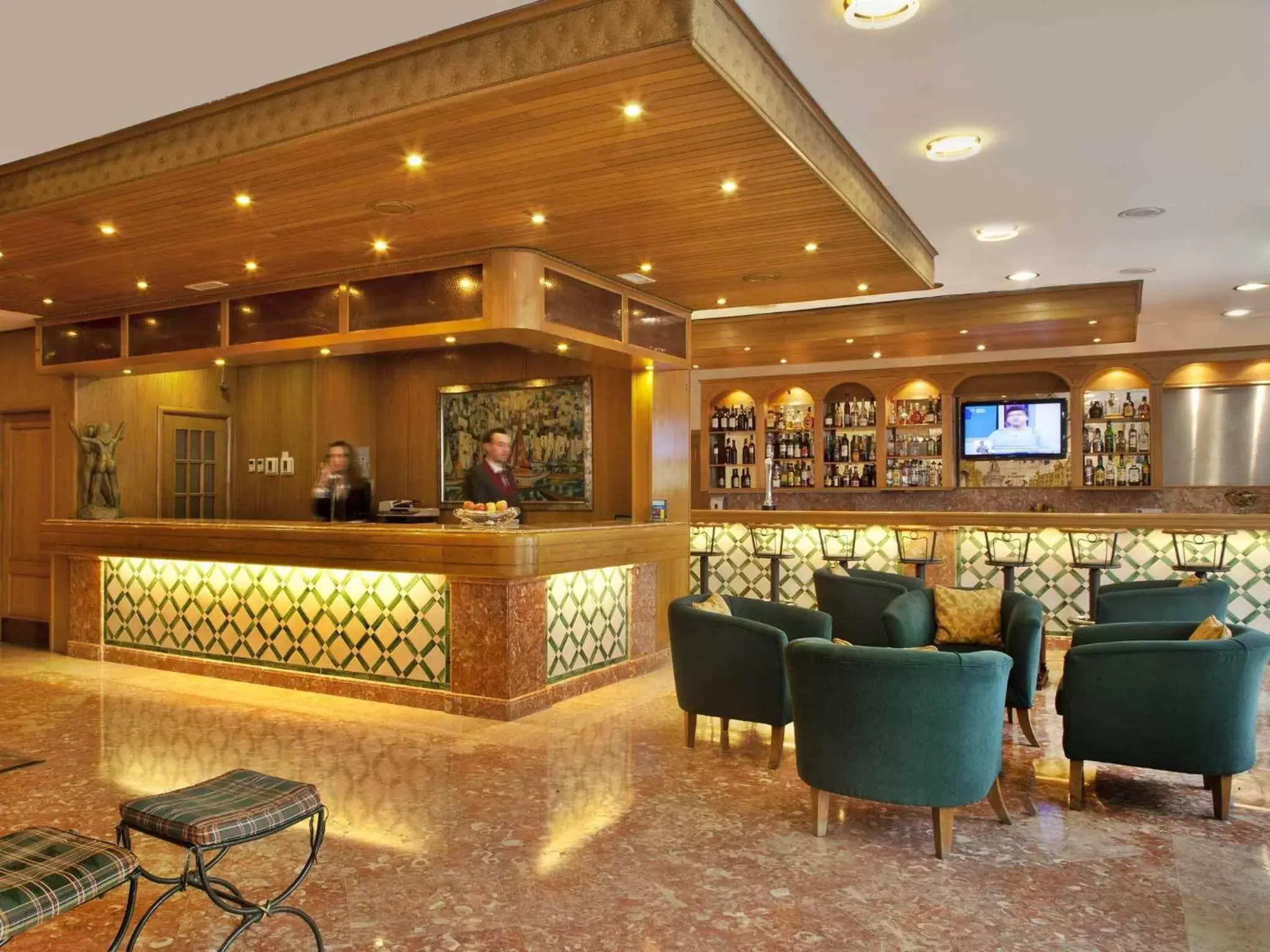 Lobby or reception, Lounge/Bar in TURIM Lisboa Hotel