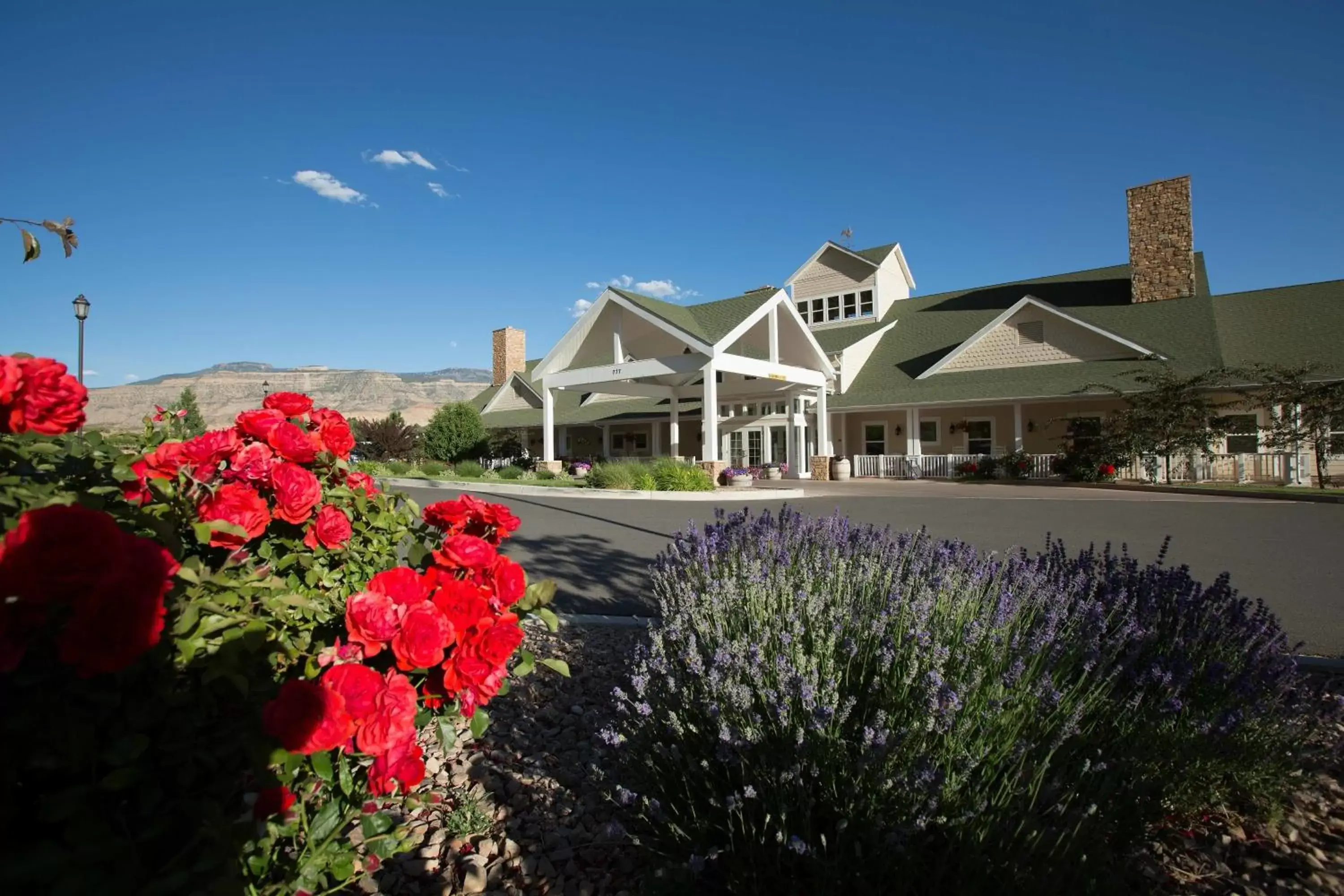 Property Building in Wine Country Inn