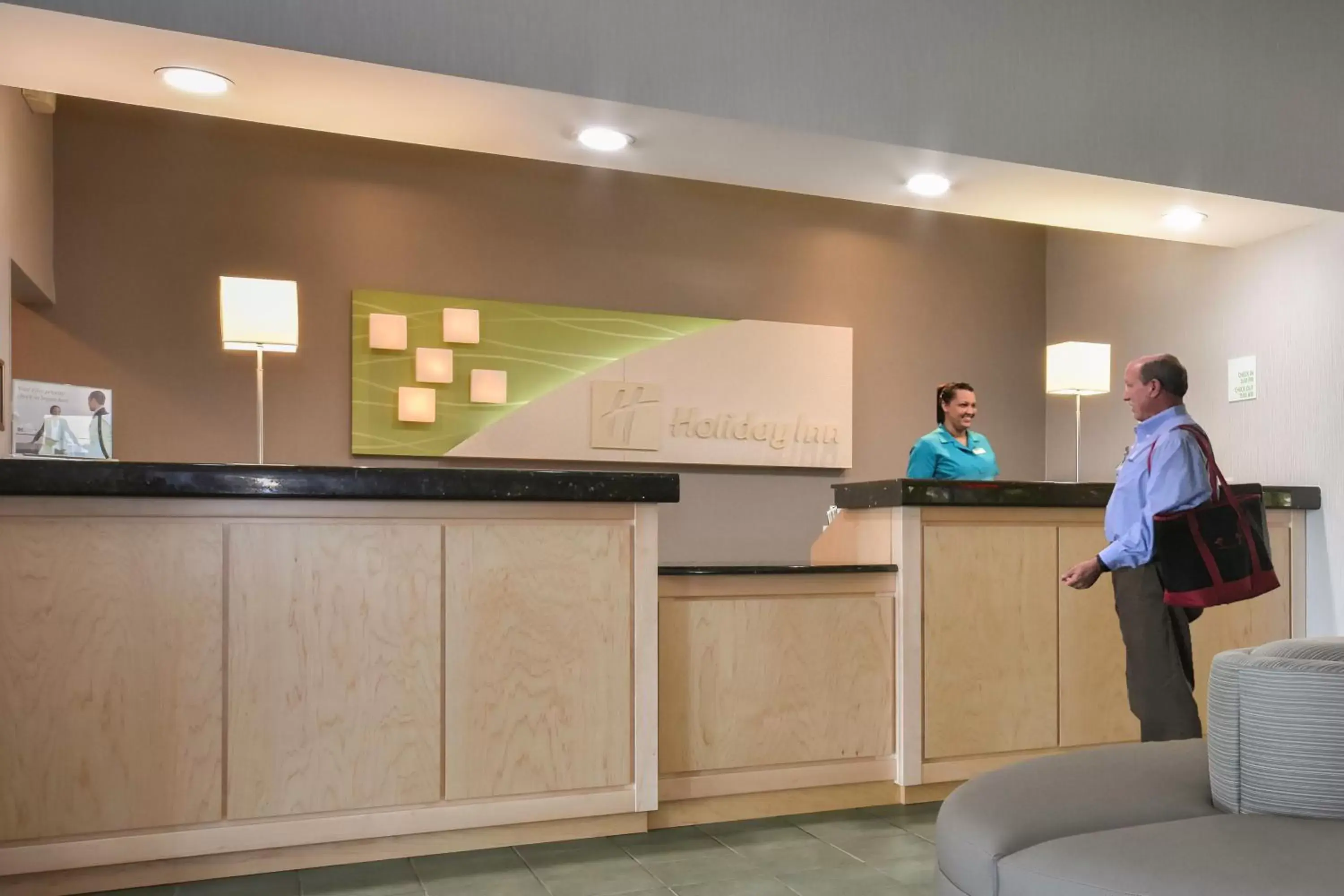 Property building, Lobby/Reception in Holiday Inn Lumberton, an IHG Hotel