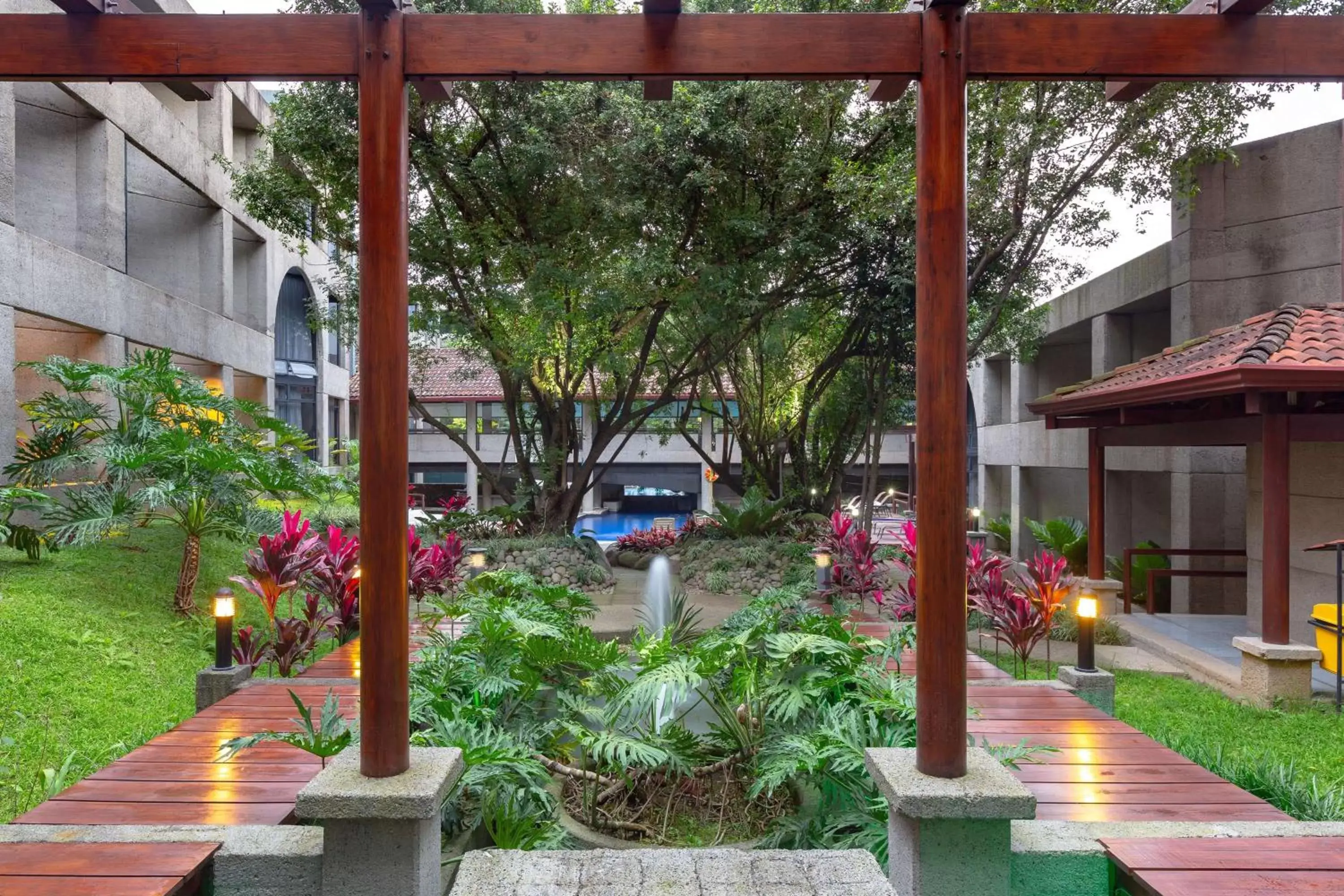 Property building, Garden in Radisson Hotel San Jose - Costa Rica