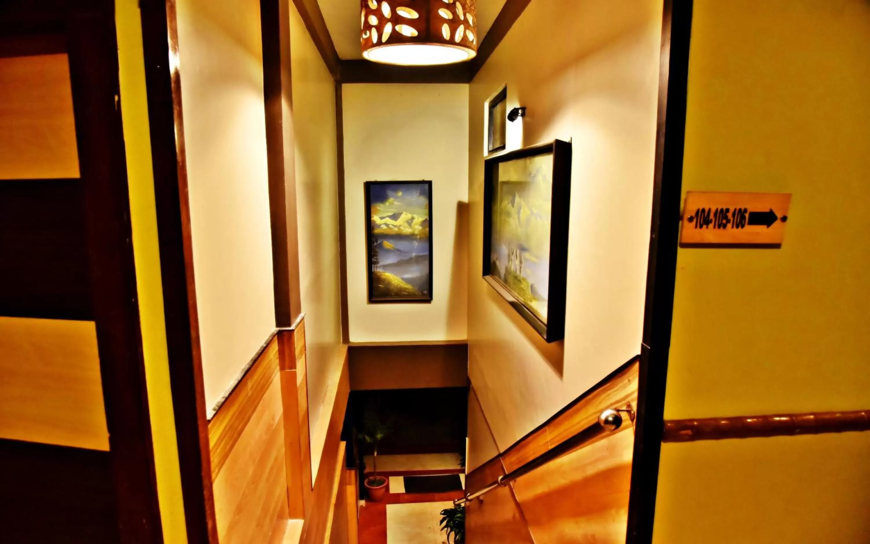 Decorative detail in Sood's Himalayan Vista