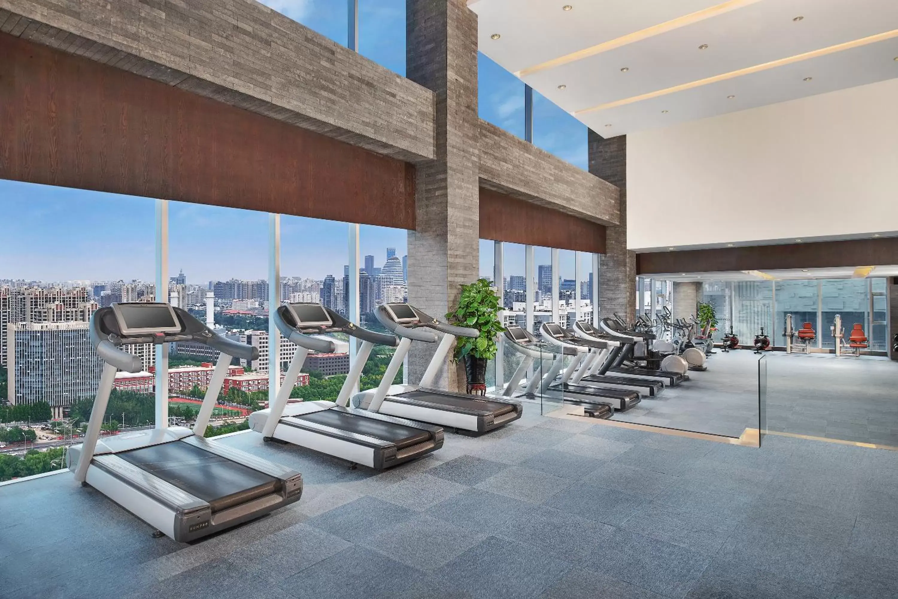 Spa and wellness centre/facilities, Fitness Center/Facilities in Crowne Plaza Beijing Sun Palace, an IHG Hotel
