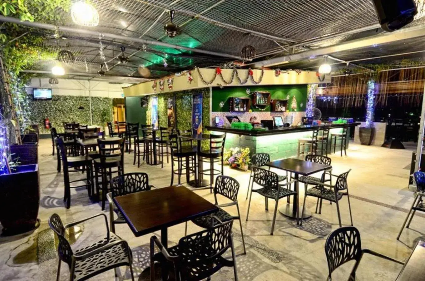 Restaurant/places to eat in Hotel Nusa CT Restaurant/places to eat in Hotel Nusa CT