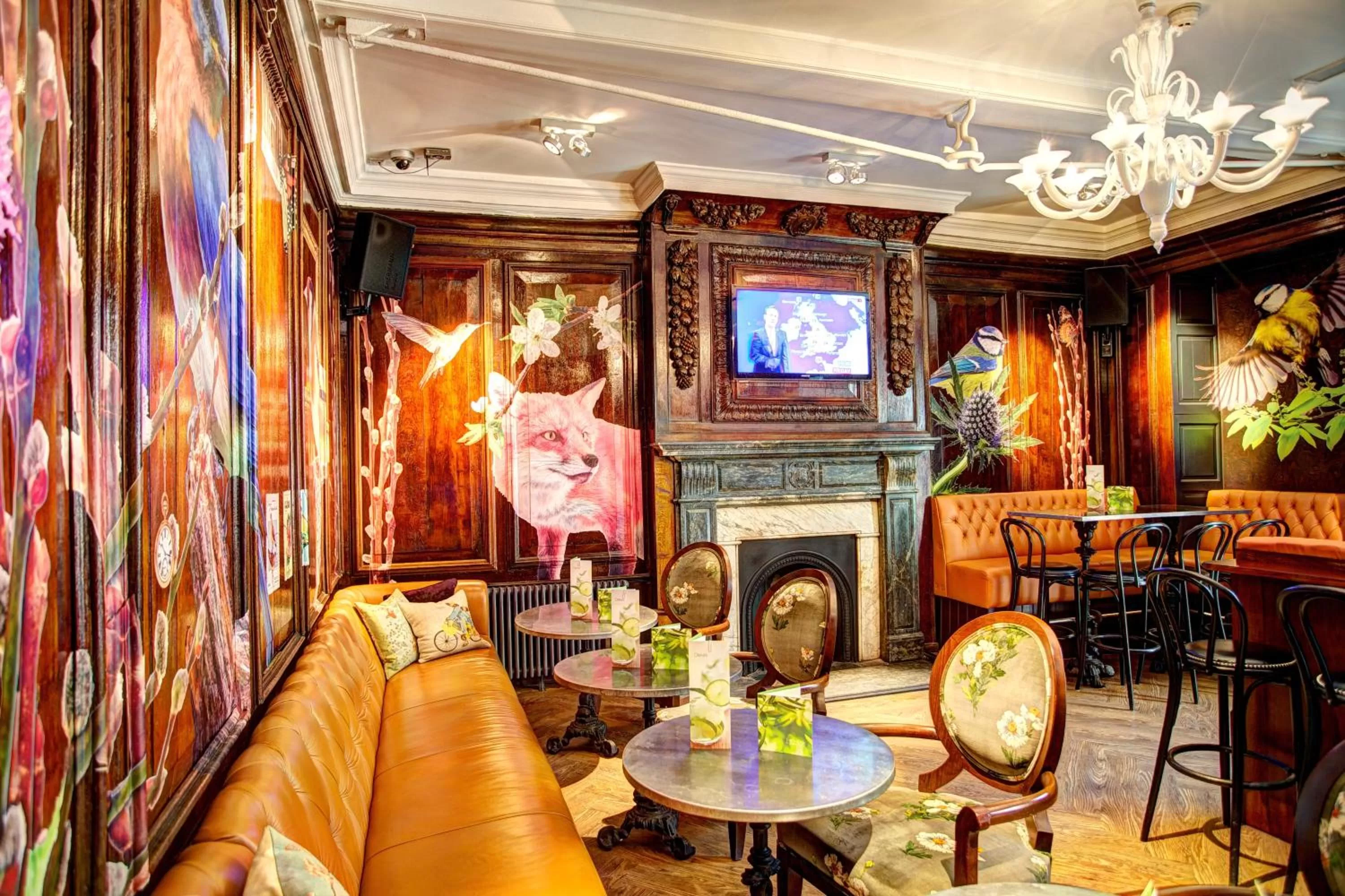 Lounge or bar in Oddfellows Chester Hotel & Apartments