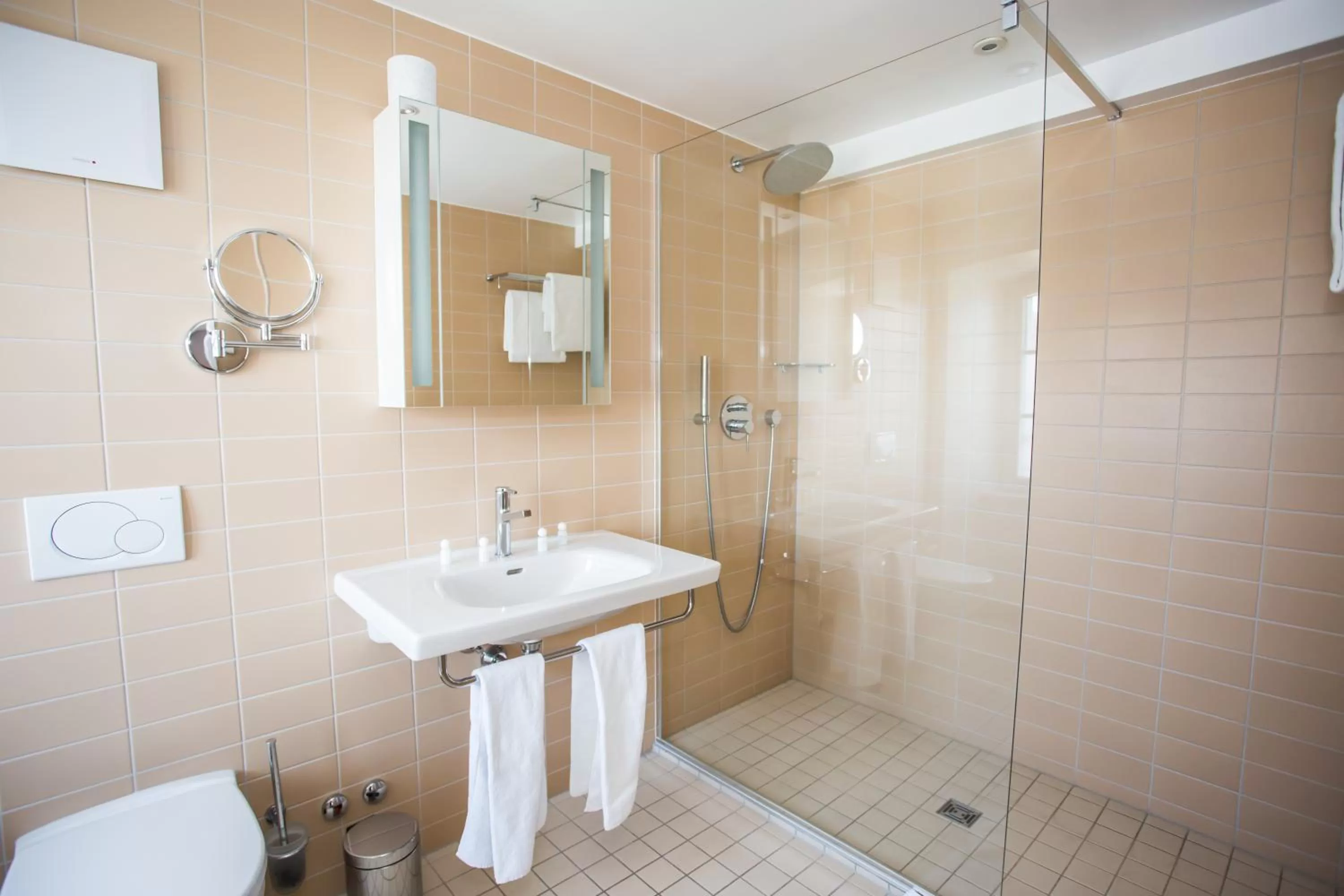 Bathroom in Guest House Le Charlot