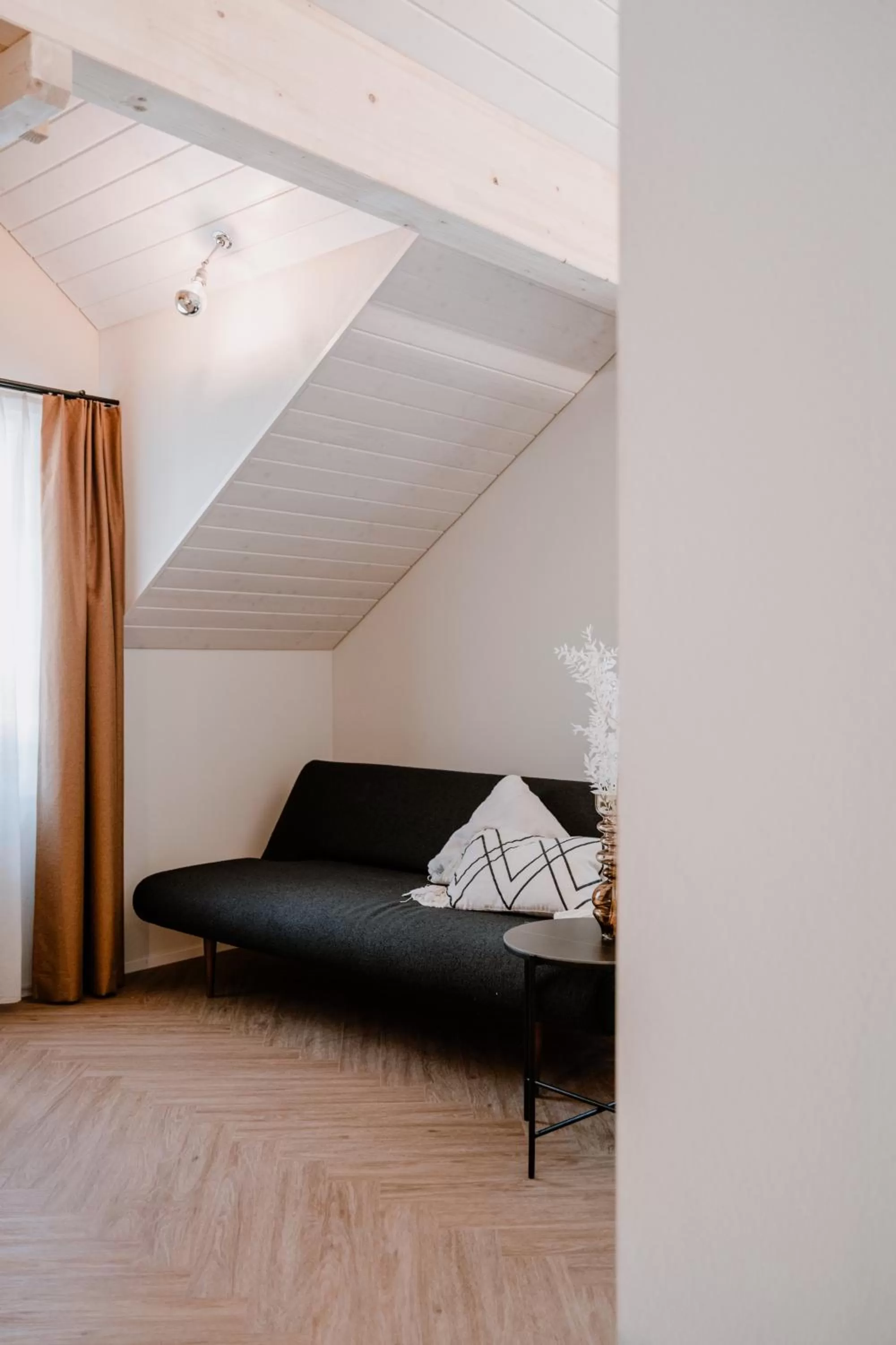 Seating area in Hotel Müllers Self-Check-In