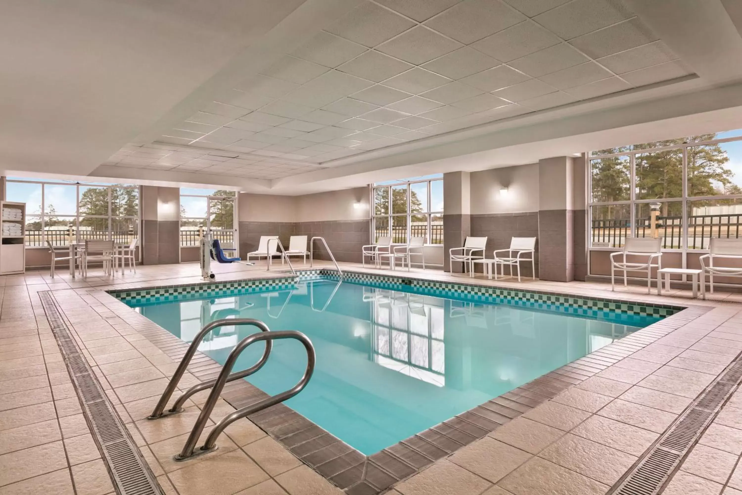 Activities, Swimming Pool in Country Inn & Suites by Radisson, Petersburg, VA