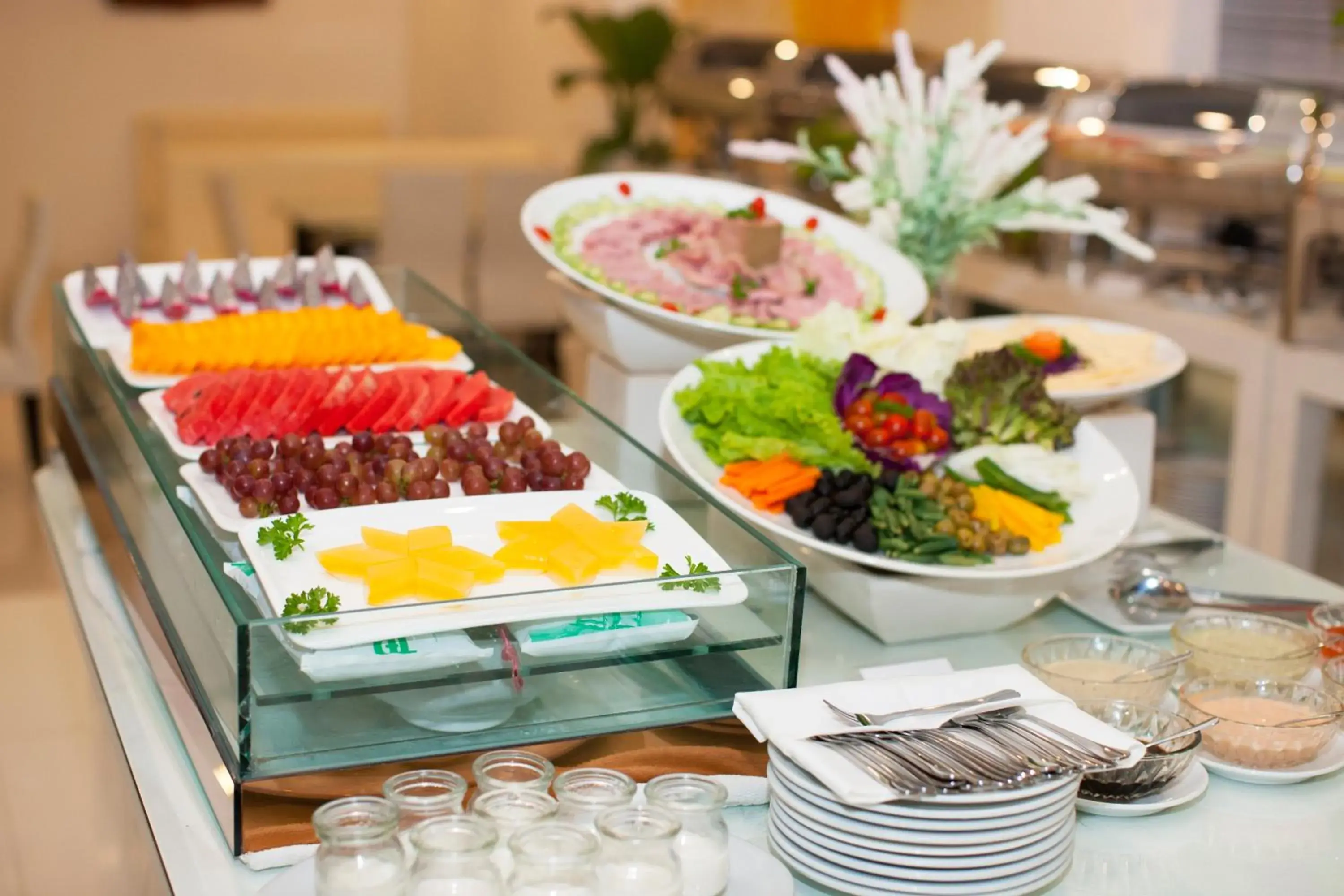 Buffet breakfast in Sunrise Central Hotel Buffet breakfast in Sunrise Central Hotel