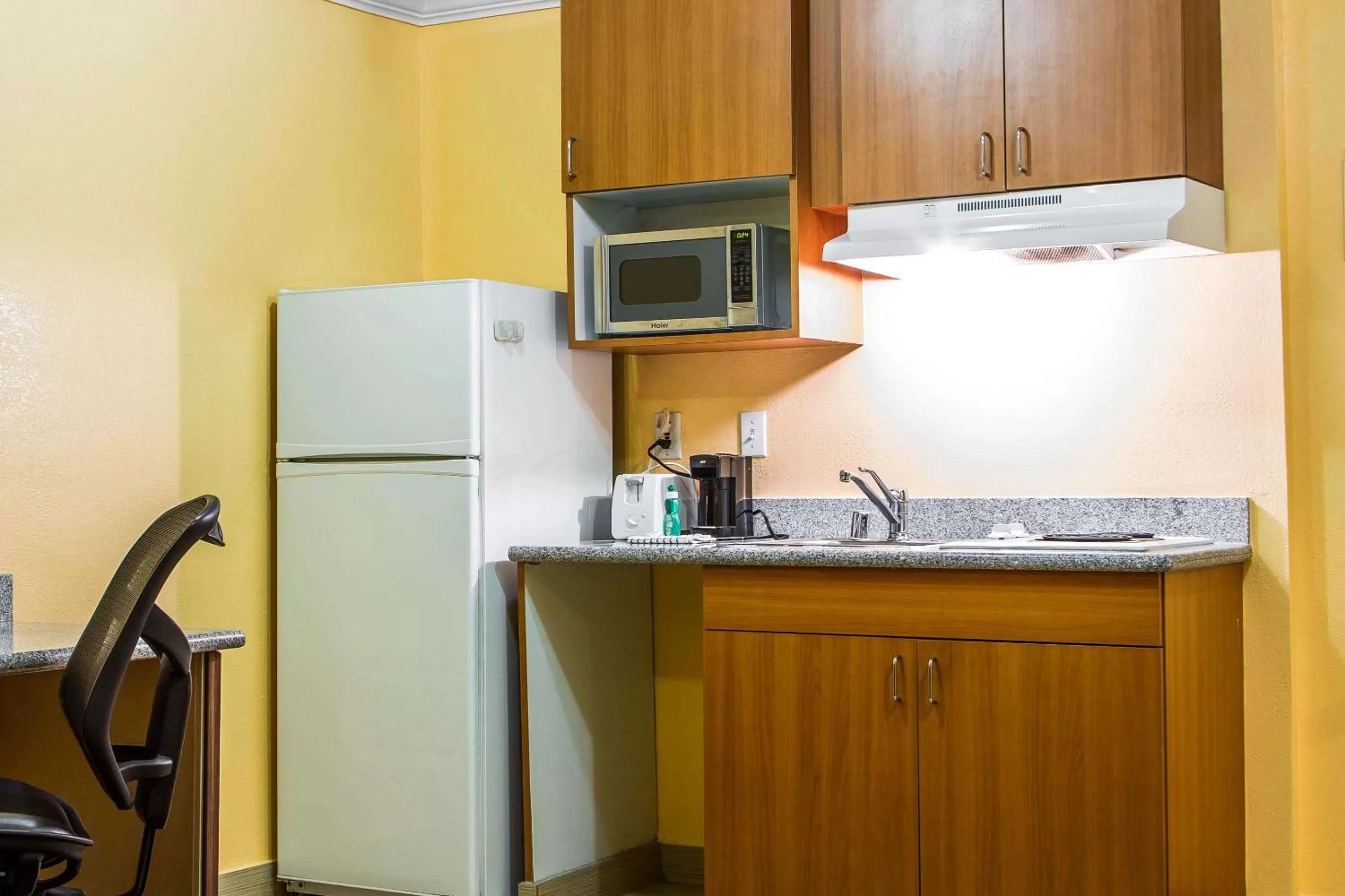 Photo of the whole room in Rodeway Inn & Suites Hayward - Oakland South