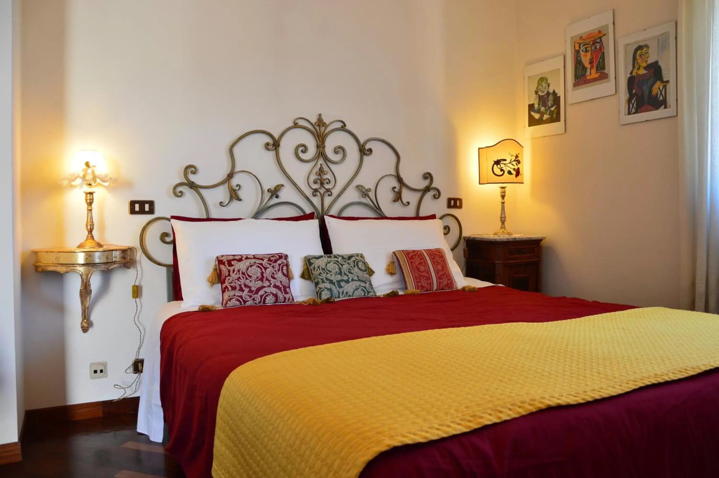 Photo of the whole room, Bed in B&B Il Castello