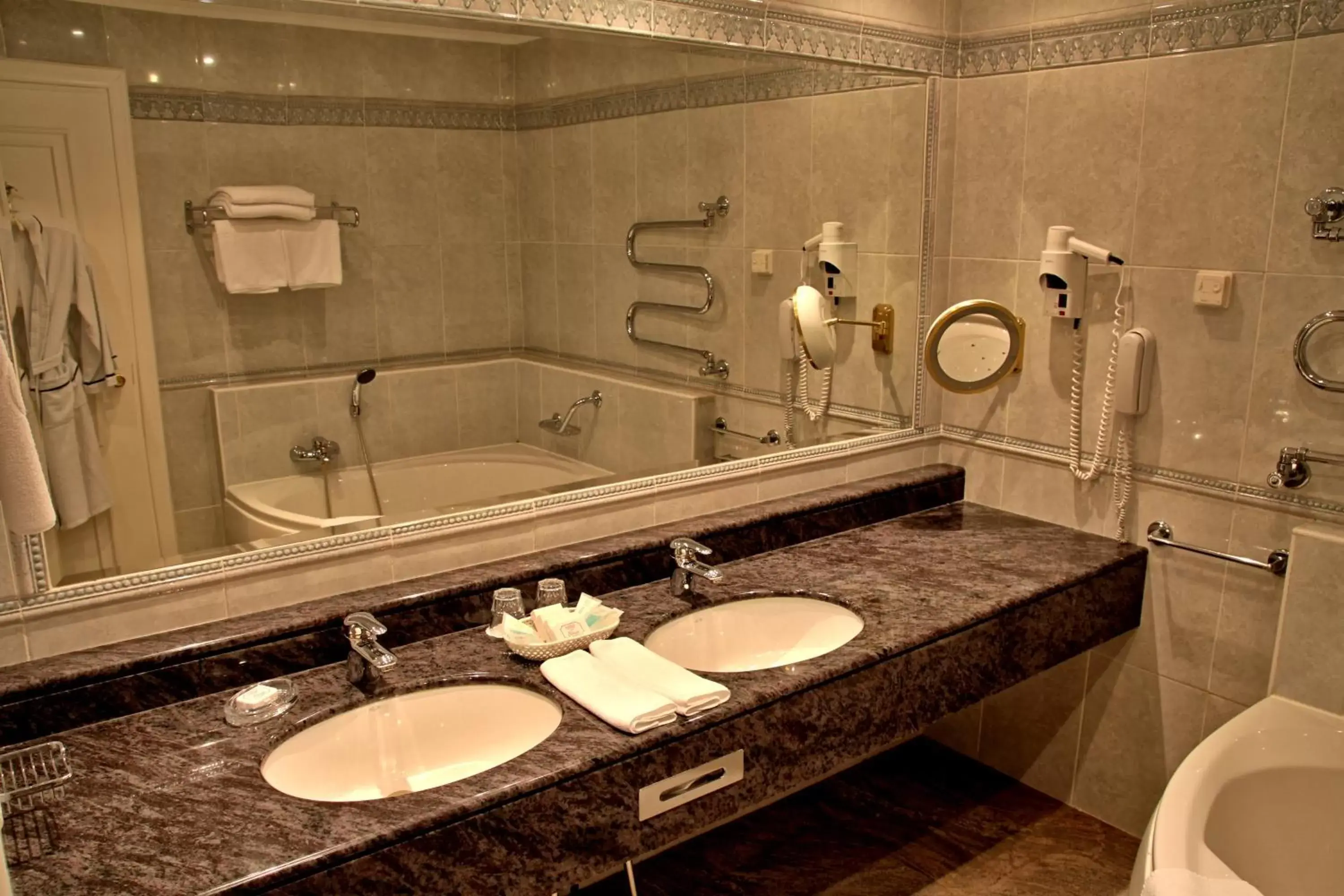 Bathroom in Esplanade Spa and Golf Resort