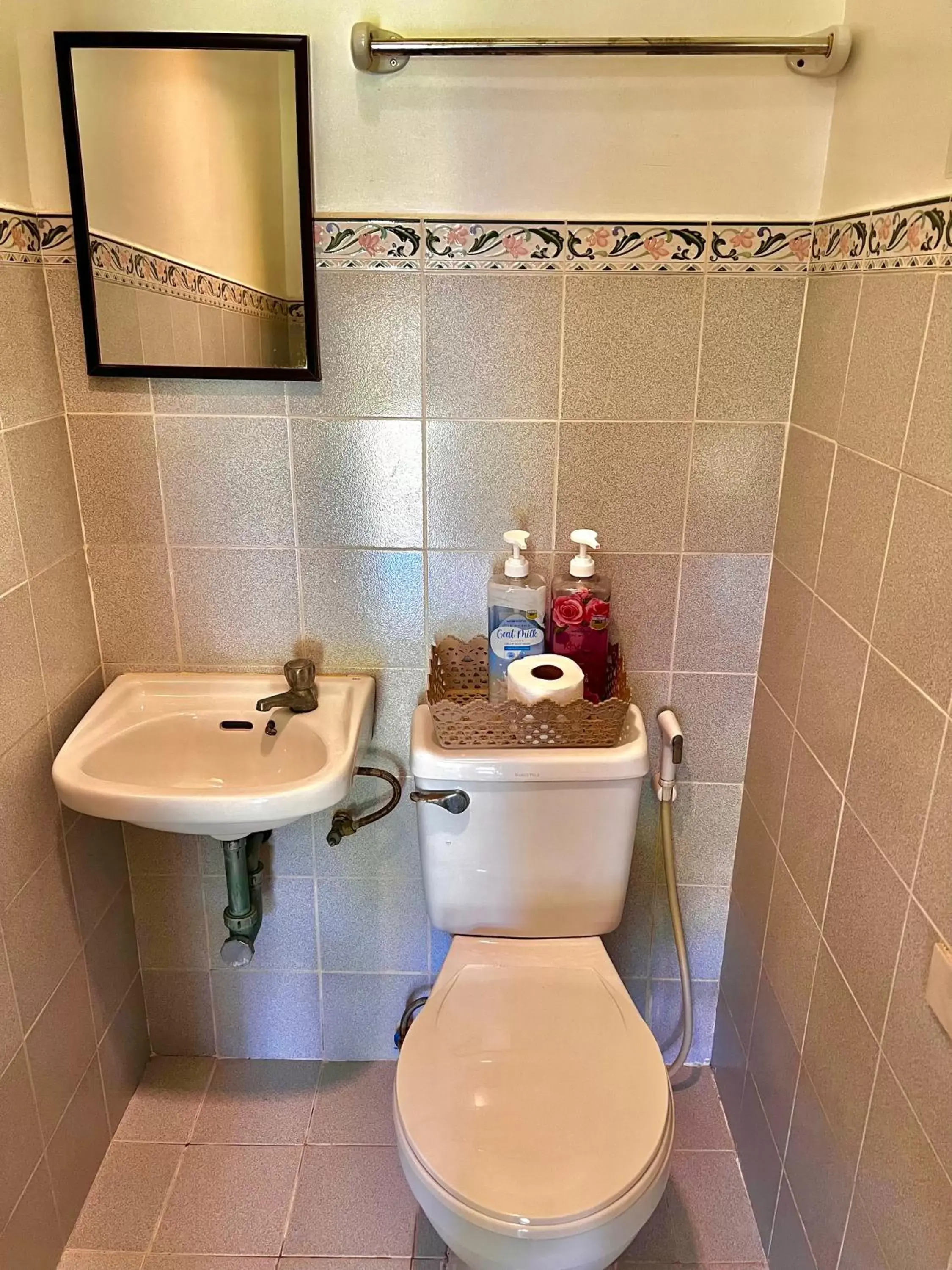 Shower, Bathroom in West Side Cabana