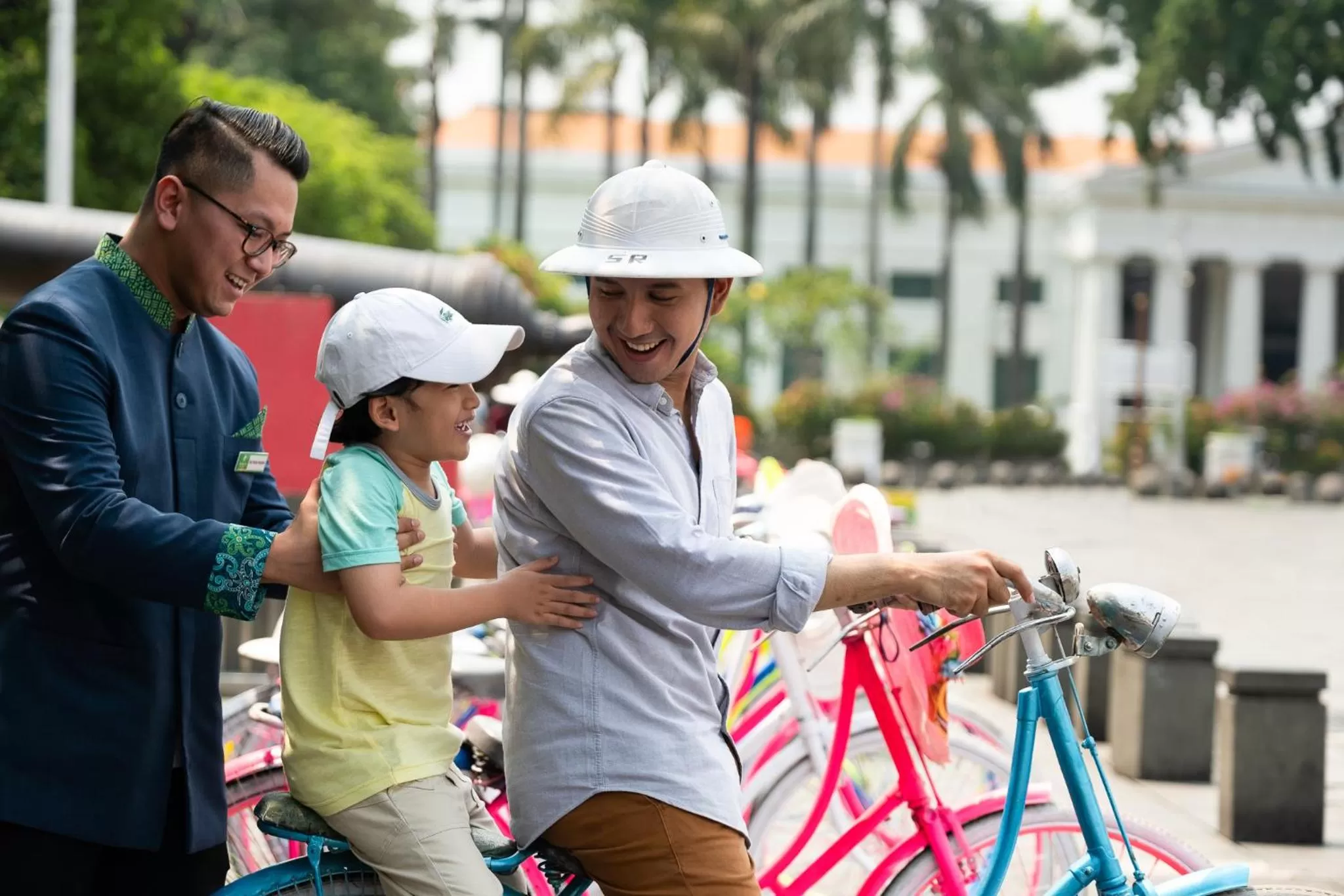 People in Holiday Inn & Suites Jakarta Gajah Mada by IHG