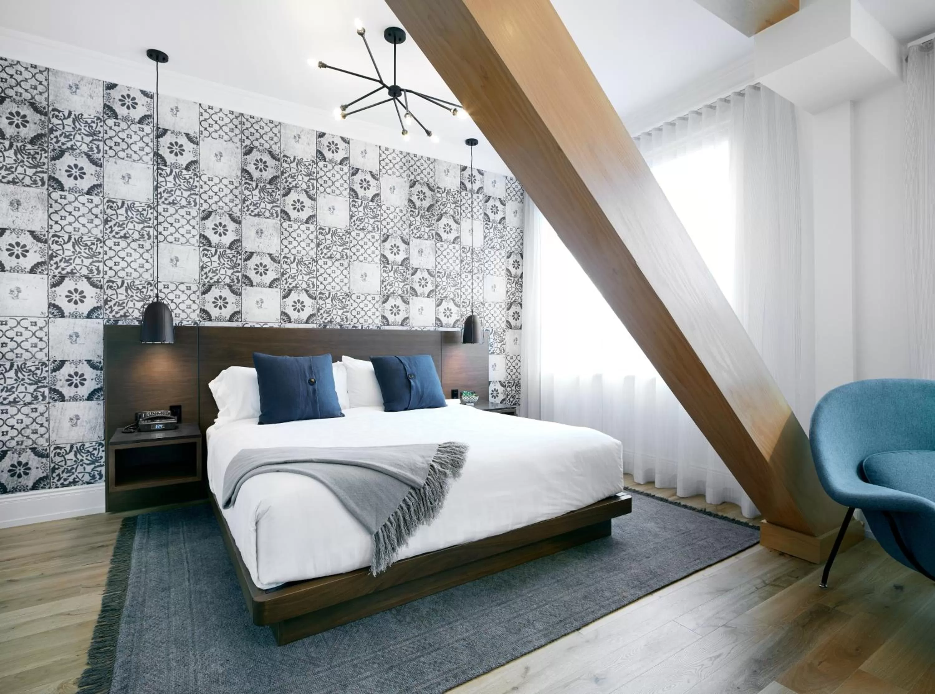 Bed in The Walper Hotel, part of JdV by Hyatt