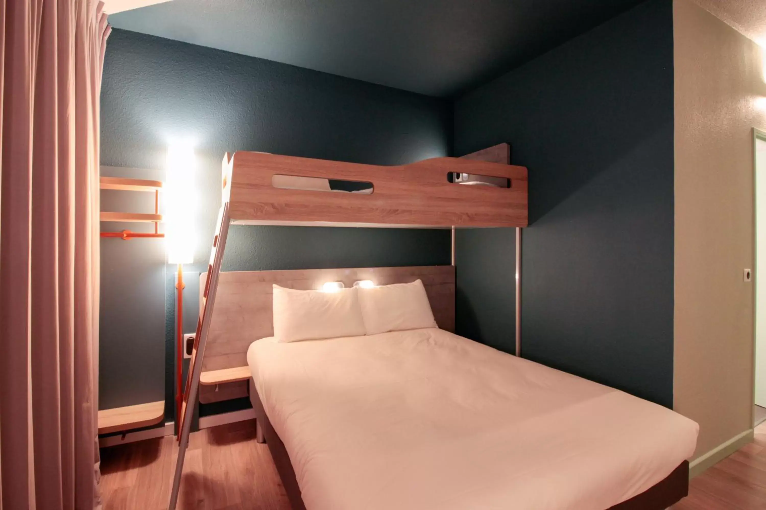 bunk bed in ibis budget Cahors