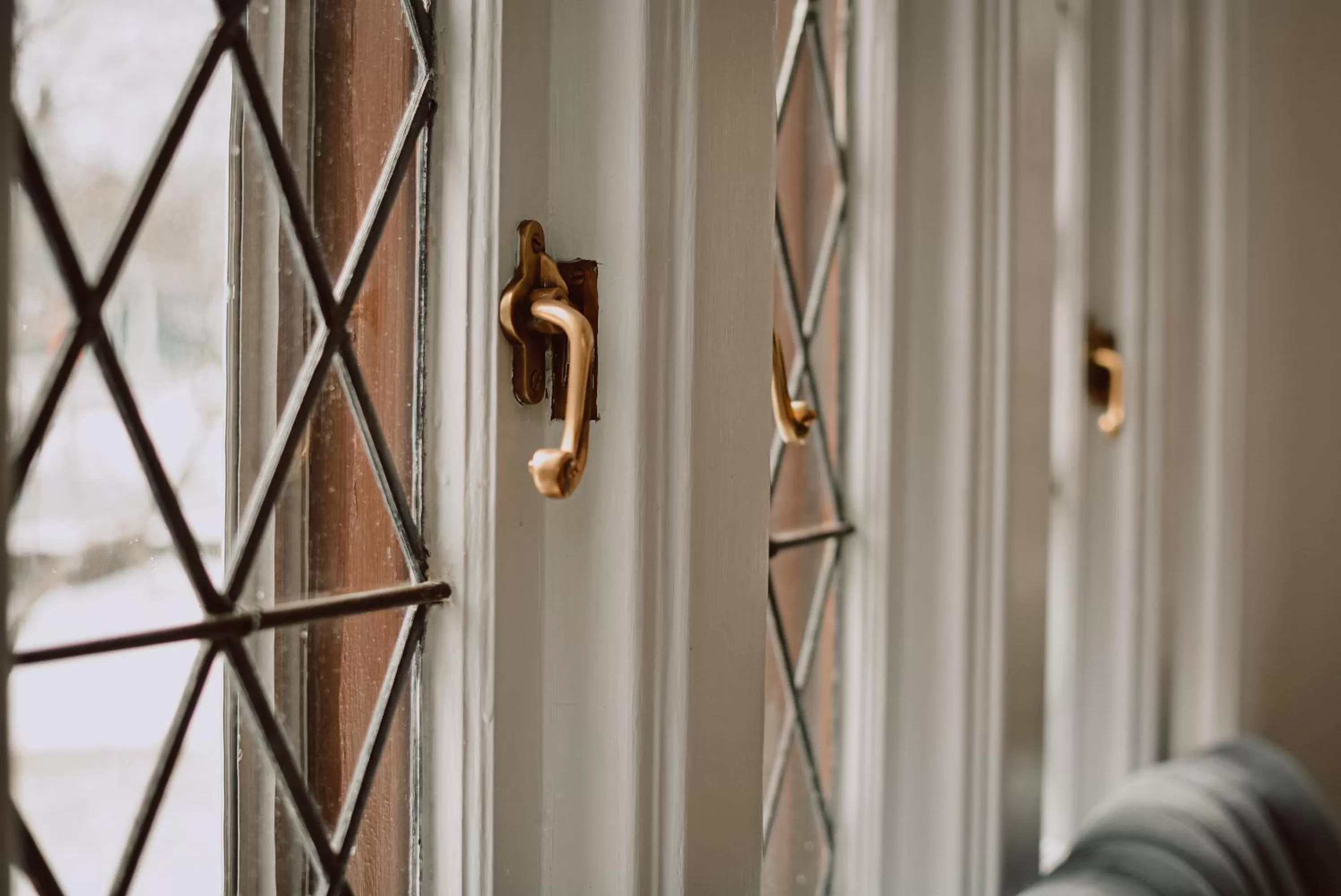 Hill Road Manor Bed & Breakfast