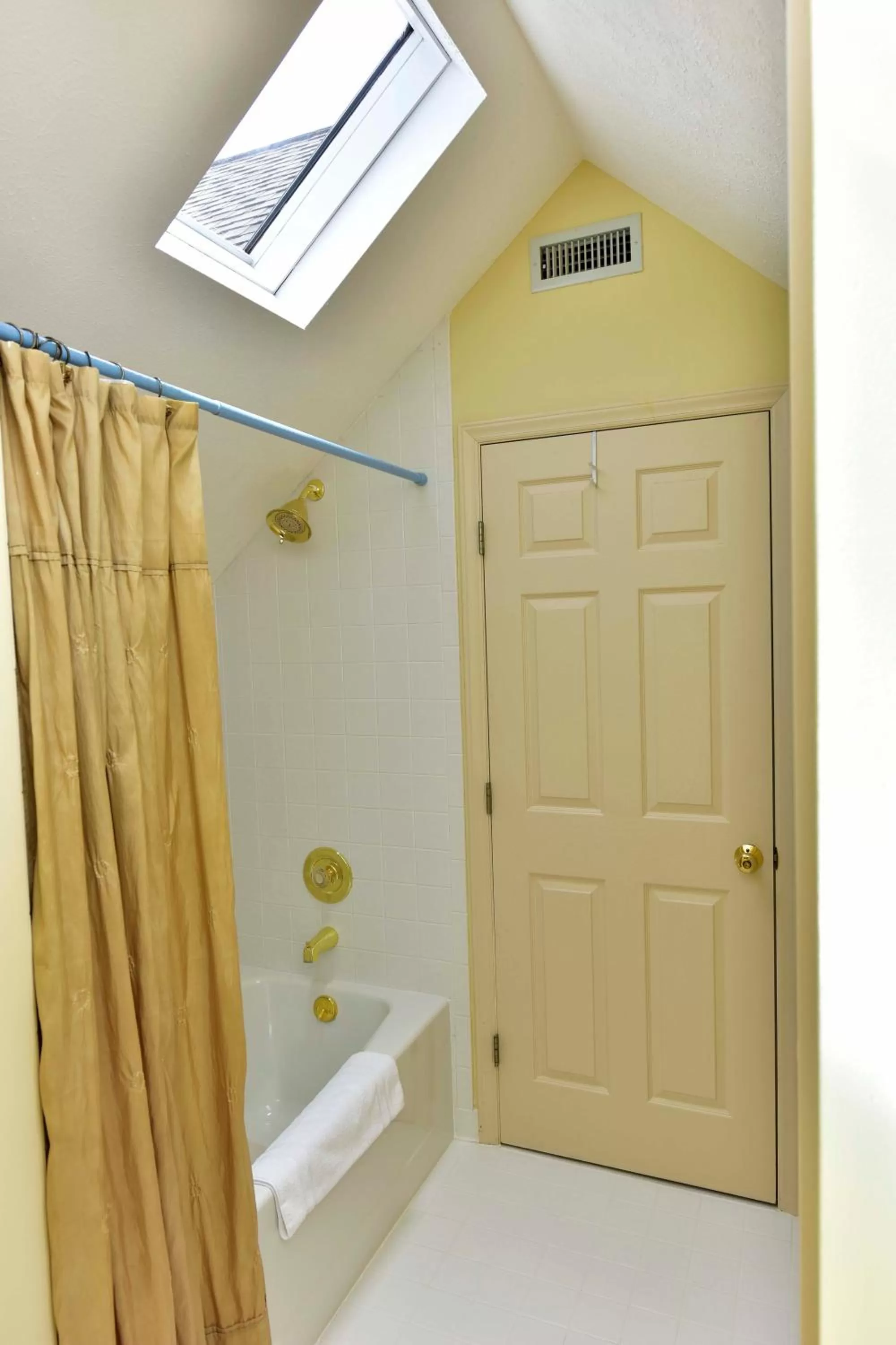 Bathroom in Chetola Resort Condominiums