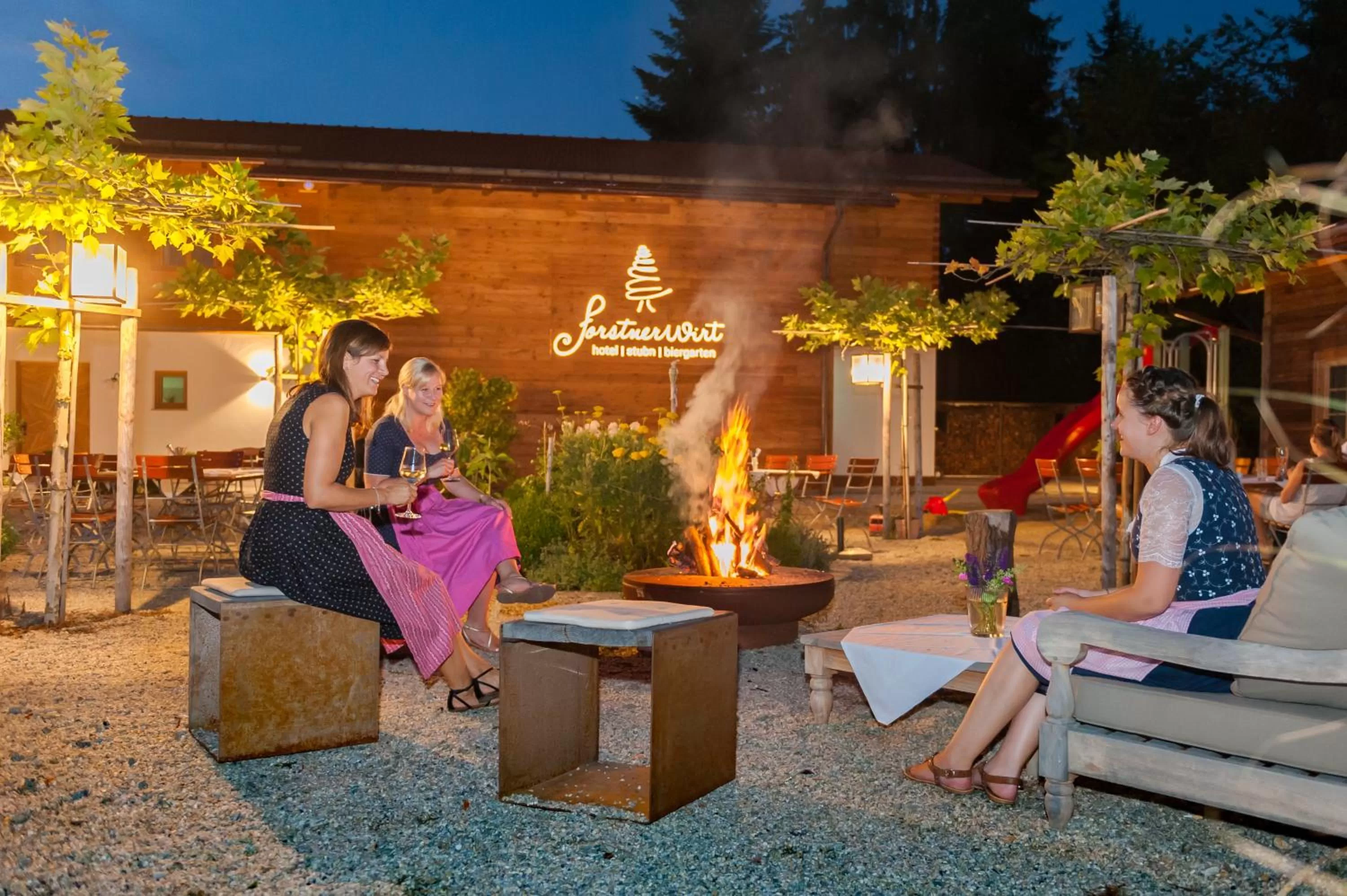 Patio in Forstnerwirt hotel | stubn | biergarten