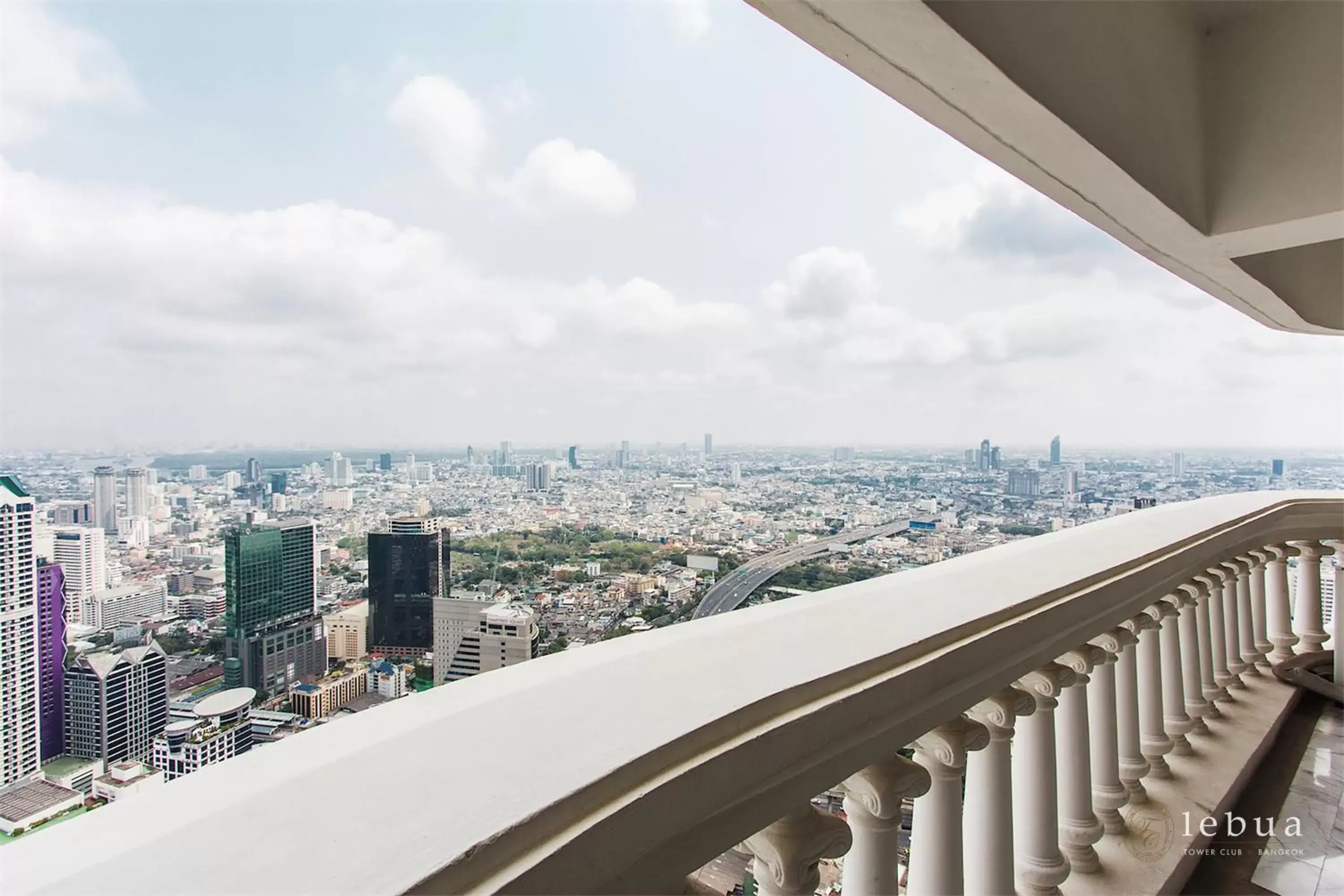 View (from property/room), Balcony/Terrace in Tower Club at lebua