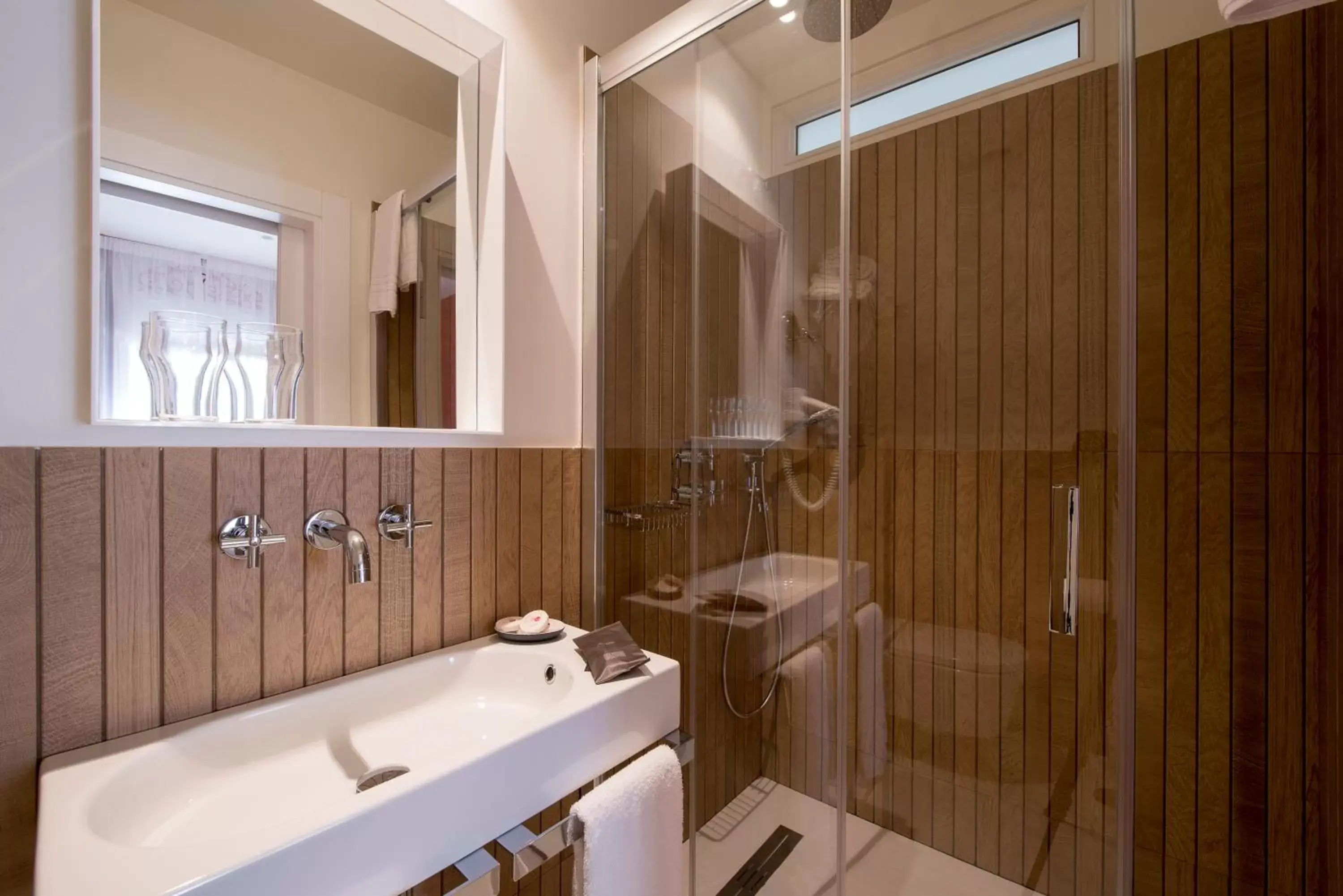 Bathroom in La Alcoba del Agua hotel boutique