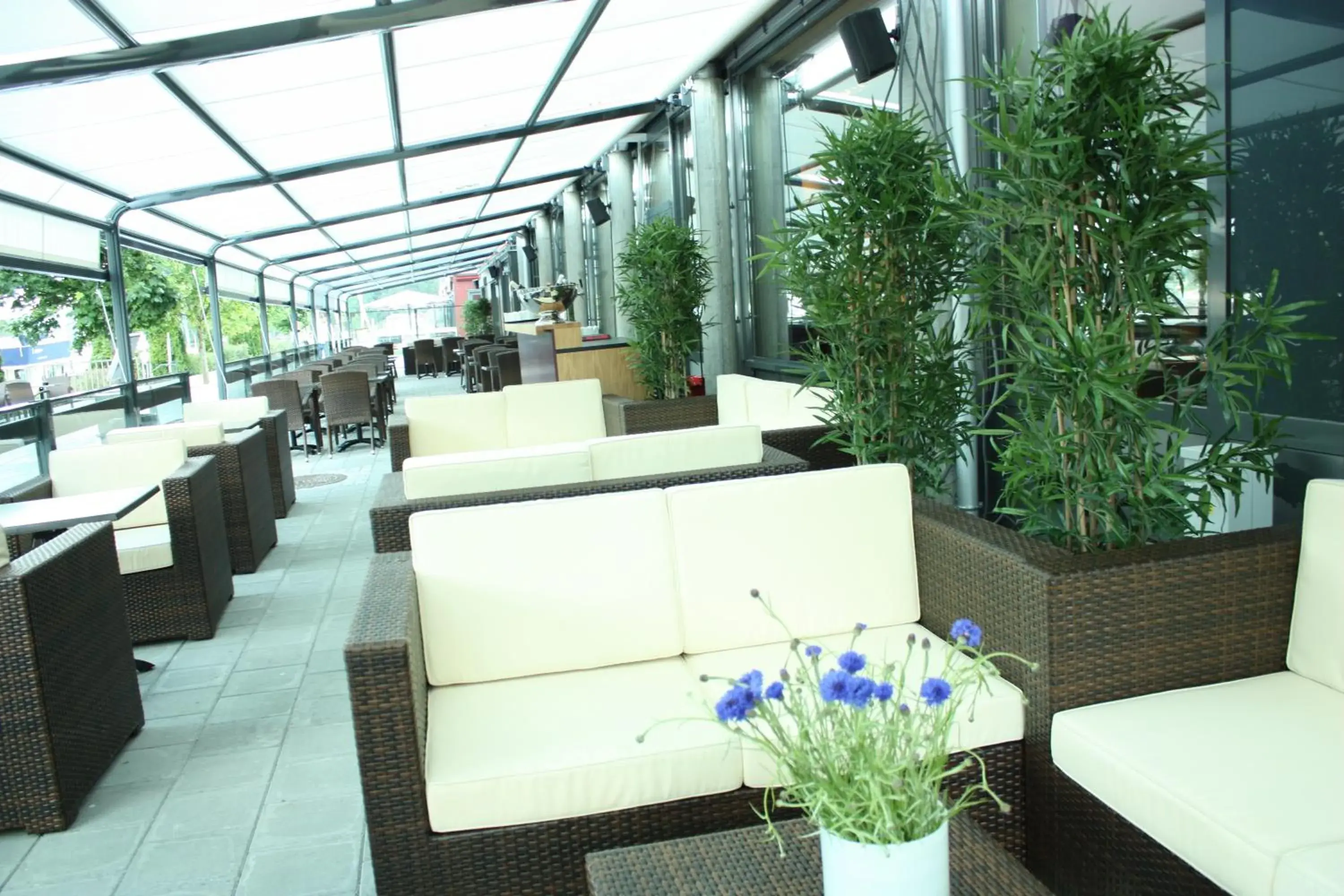 Balcony/Terrace, Restaurant/Places to Eat in Thon Hotel Halden