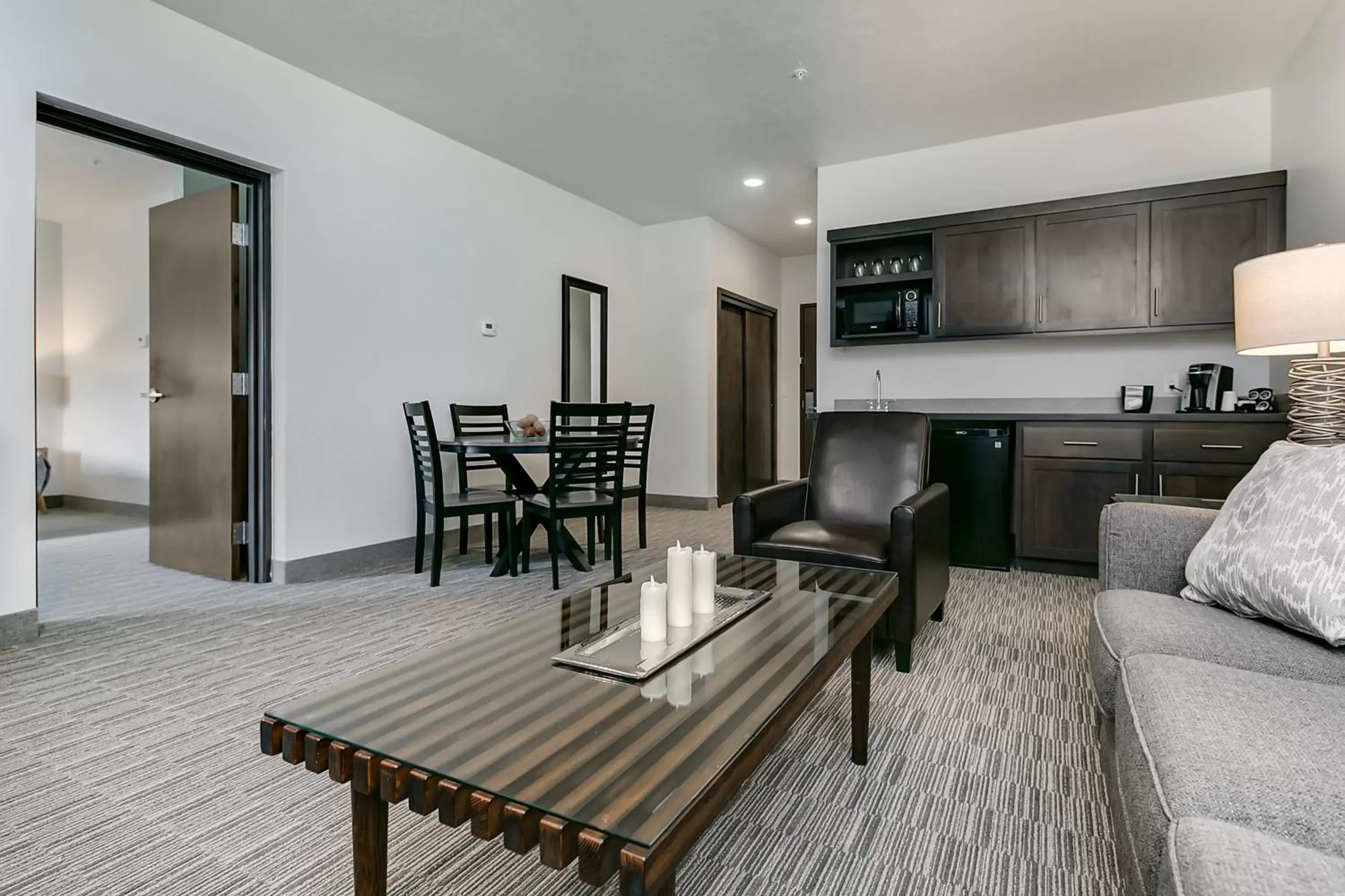 Dining Area in Silver Creek Hotel