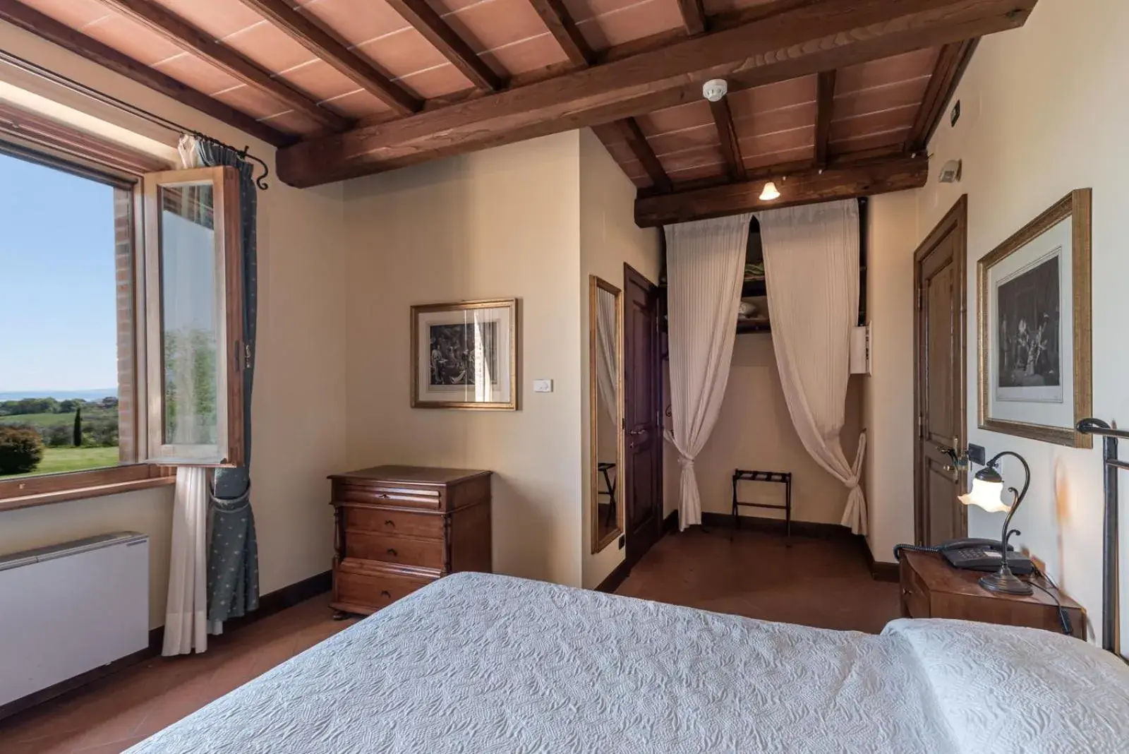 Bed in Locanda Poggioleone