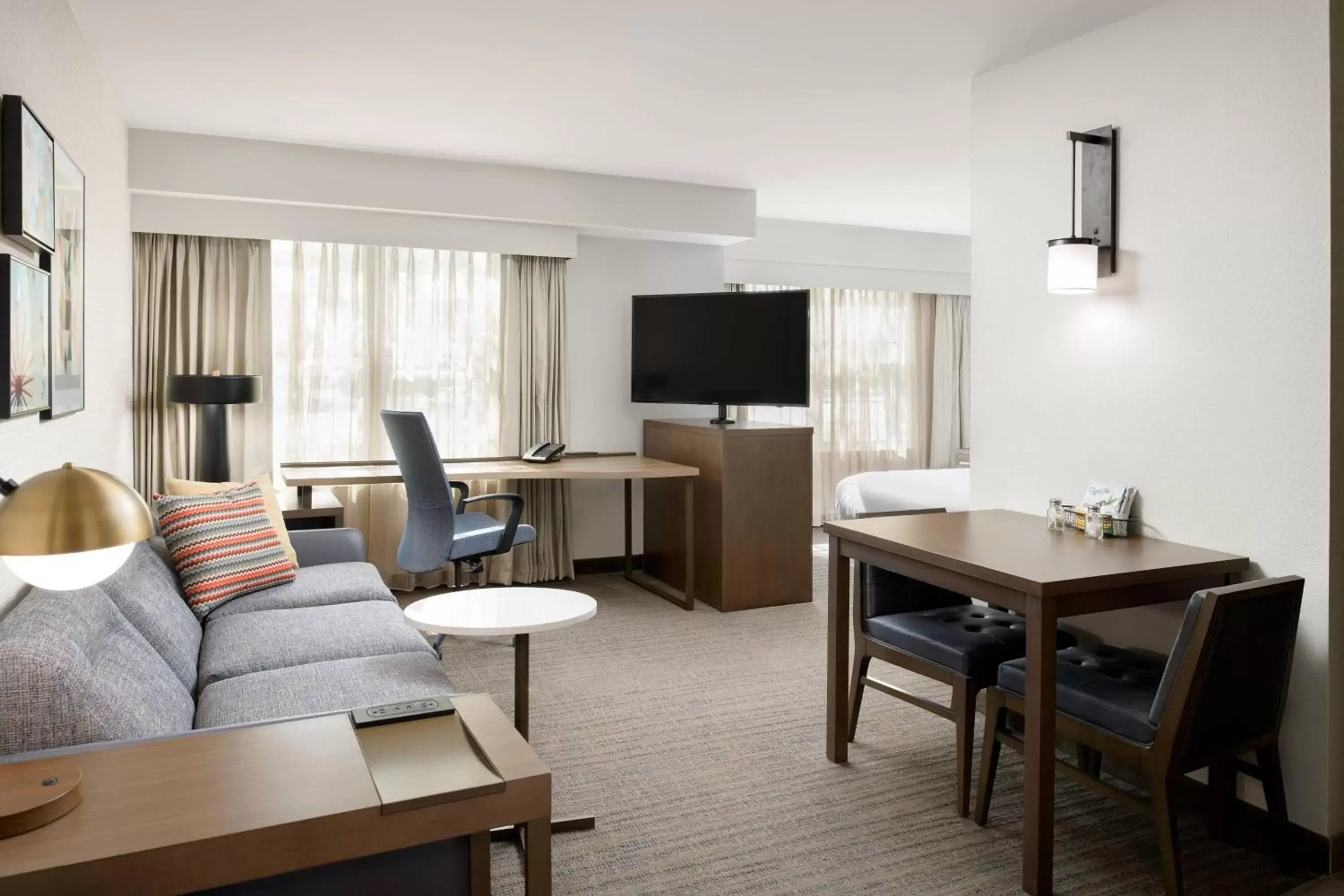 Photo of the whole room, Seating Area in Residence Inn Pleasanton