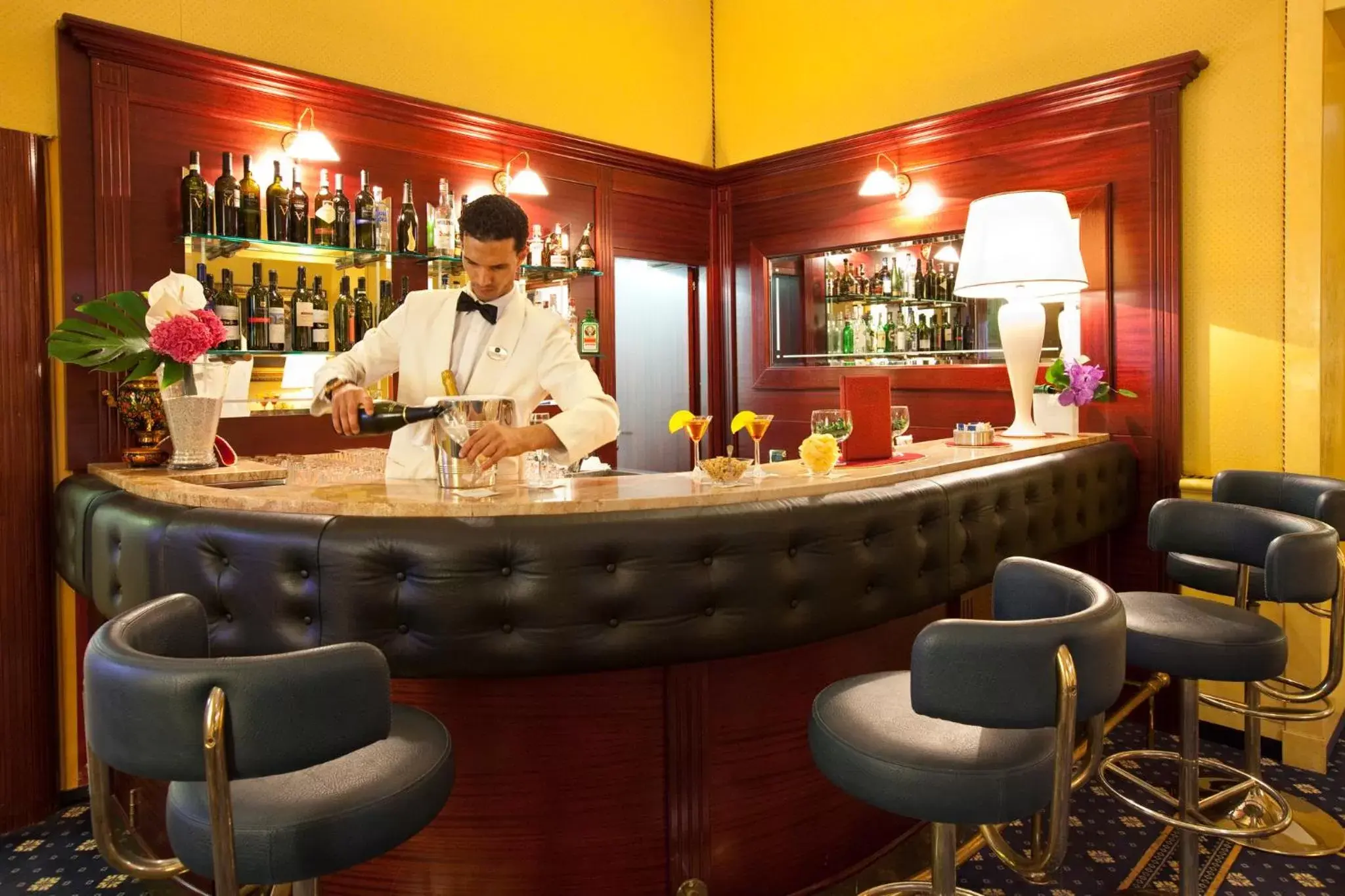 Lounge or bar, Lounge/Bar in Hotel Mondial