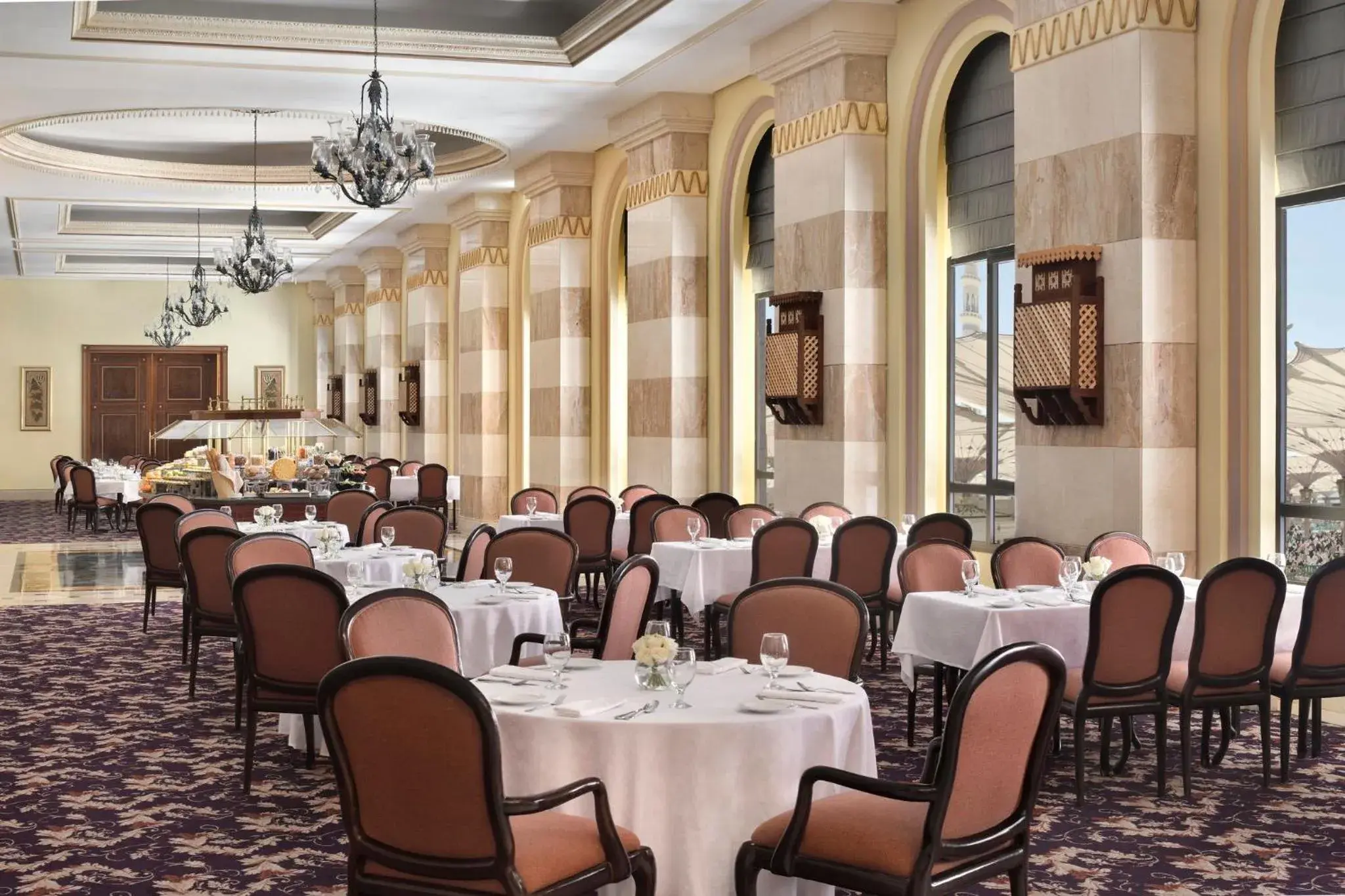 Restaurant/Places to Eat in Dar Al Iman InterContinental