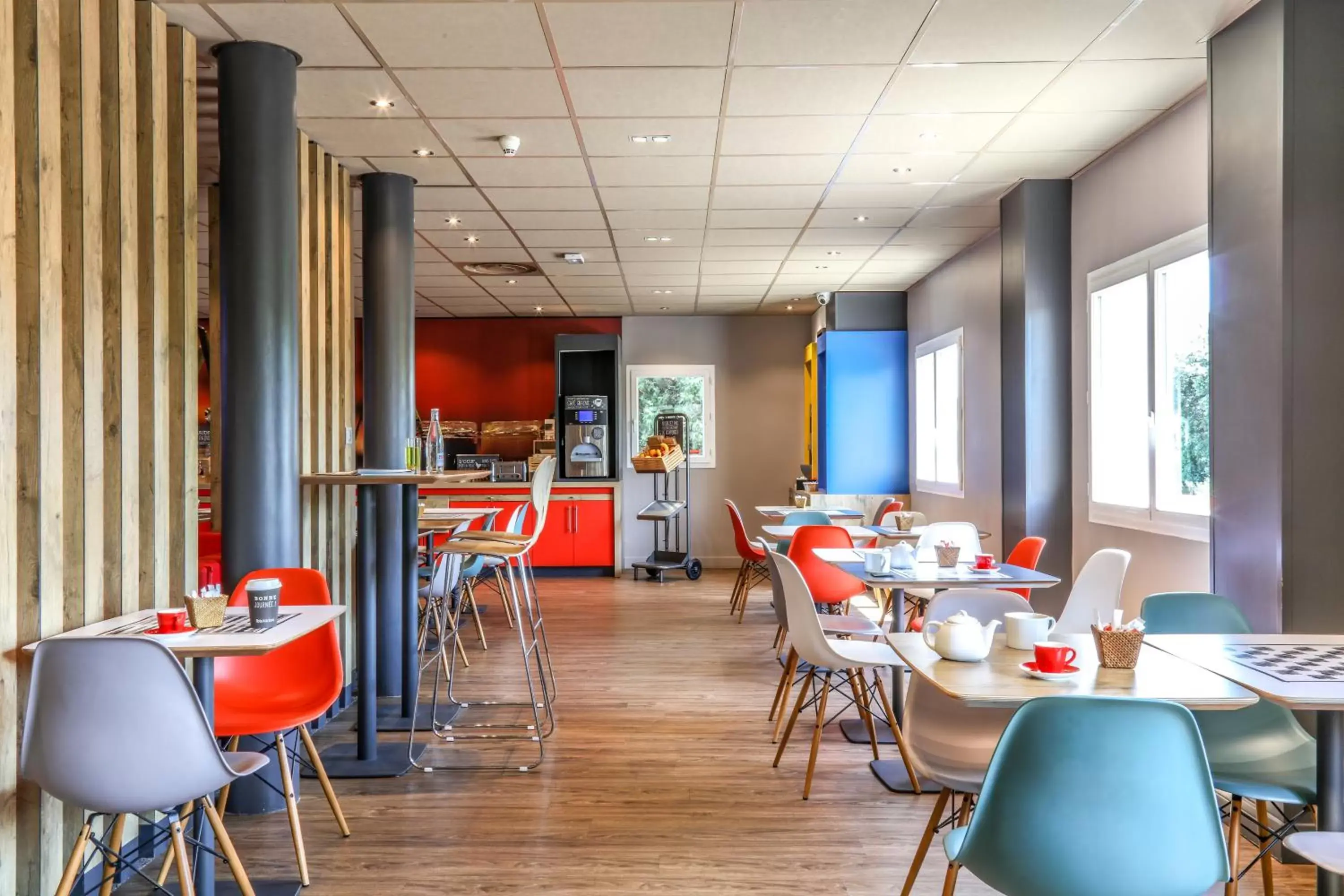 Buffet breakfast in ibis Orange Sud Buffet breakfast in ibis Orange Sud
