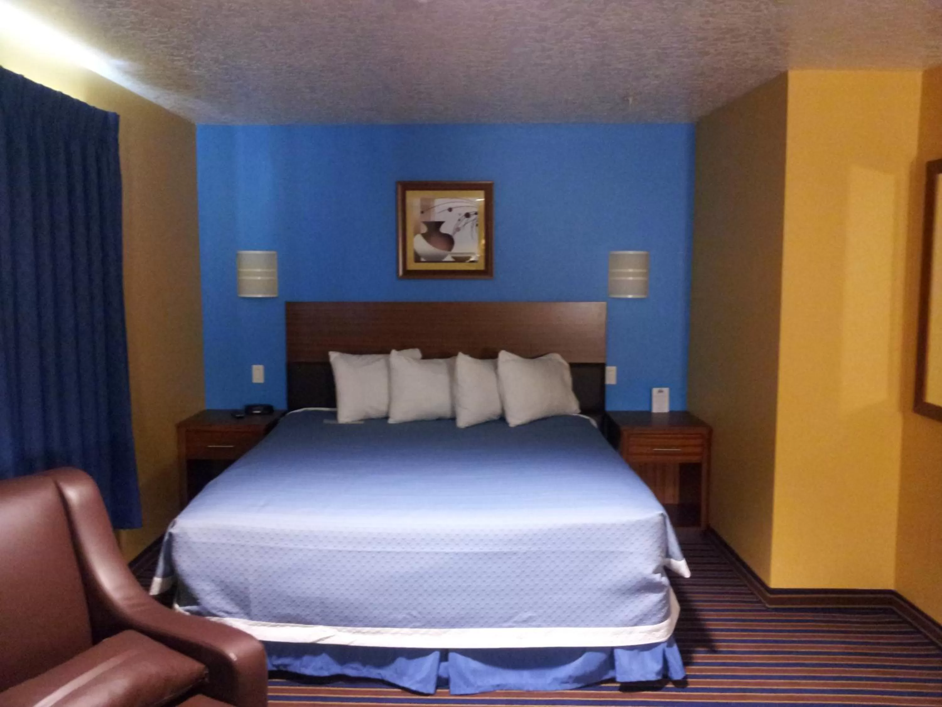 Bed in Days Inn by Wyndham Vernal