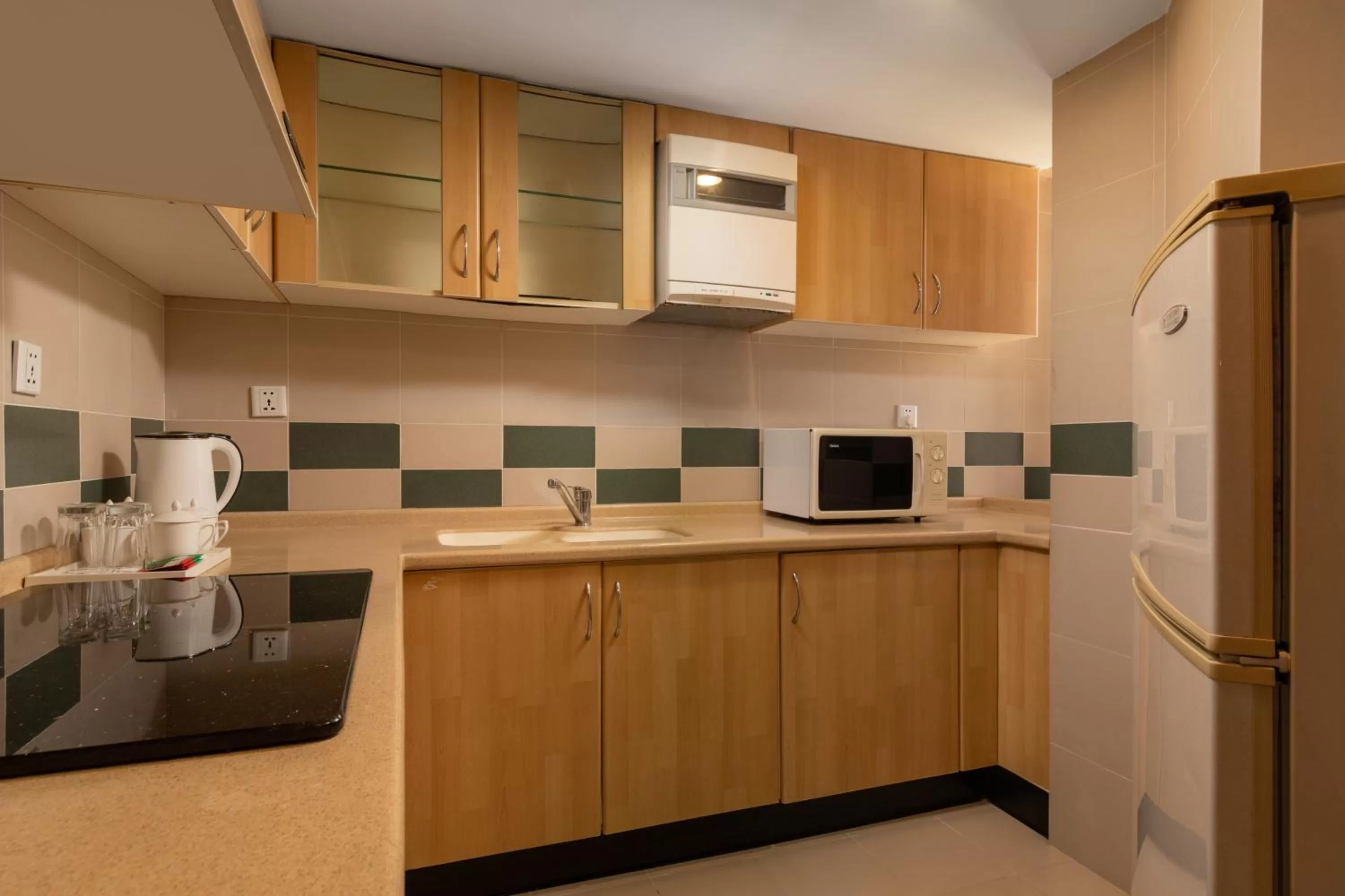 Kitchen or kitchenette in Guangdong Hotel (Zhuhai)