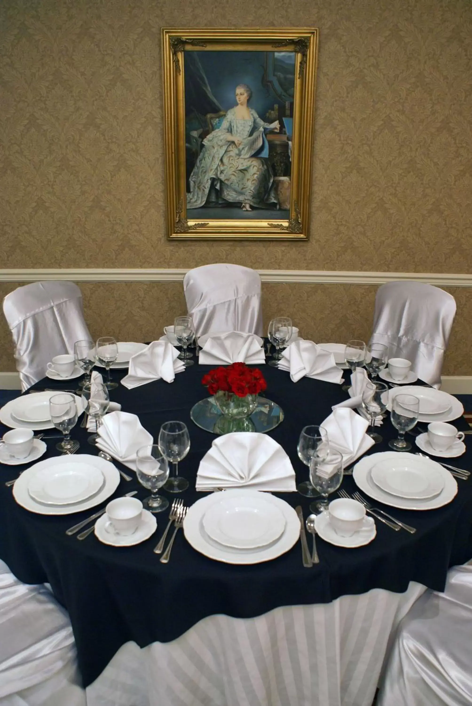 Meeting/conference room, Restaurant/Places to Eat in DoubleTree Suites by Hilton Lexington