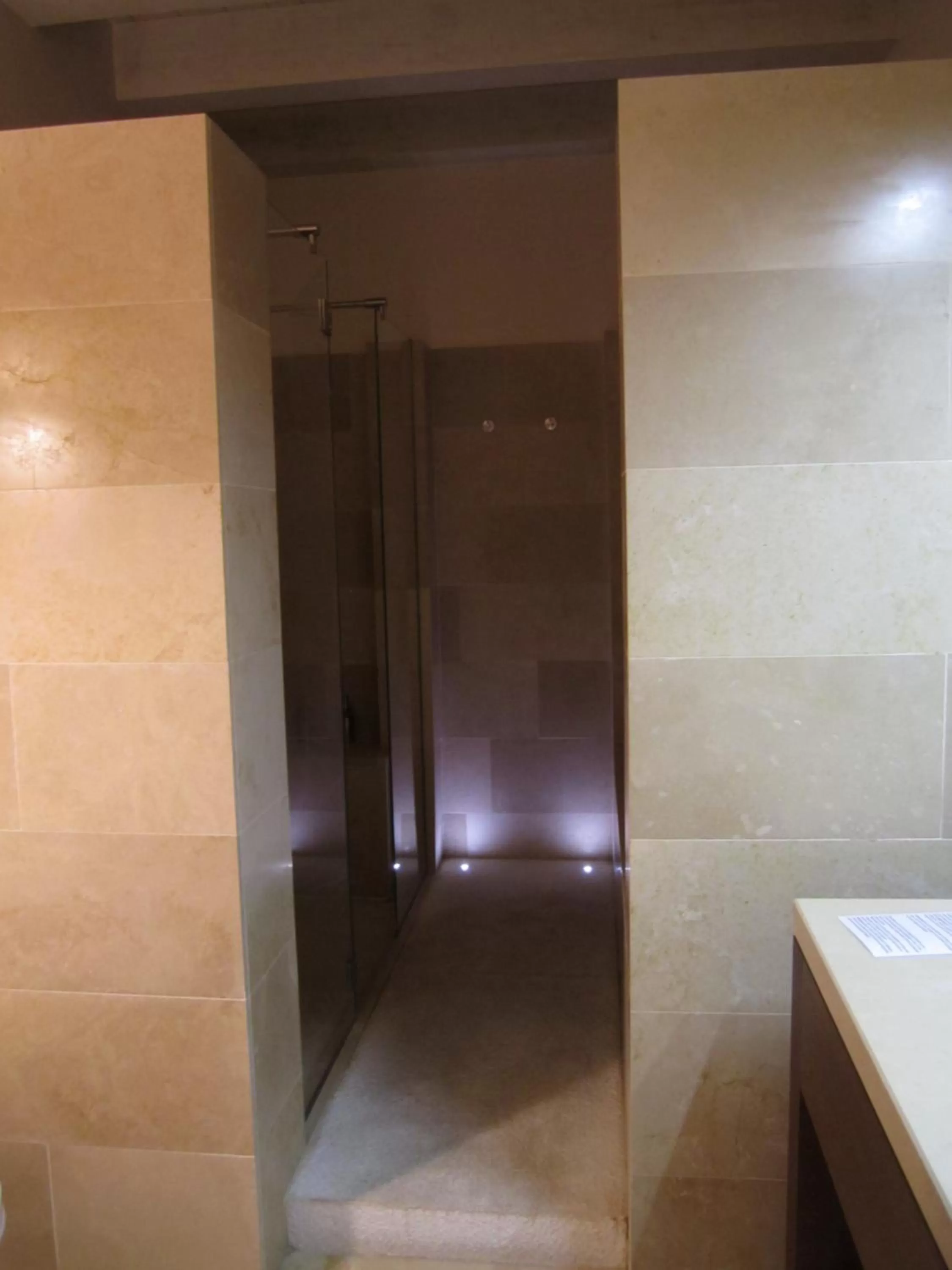 Bathroom in Maré Resort